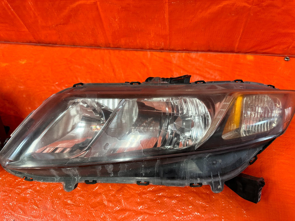 2013 13 HONDA CIVIC 2D COUPE HEADLIGHTS HEADLAMPS   LEFT AND RIGHT HEADLIGHT SET7