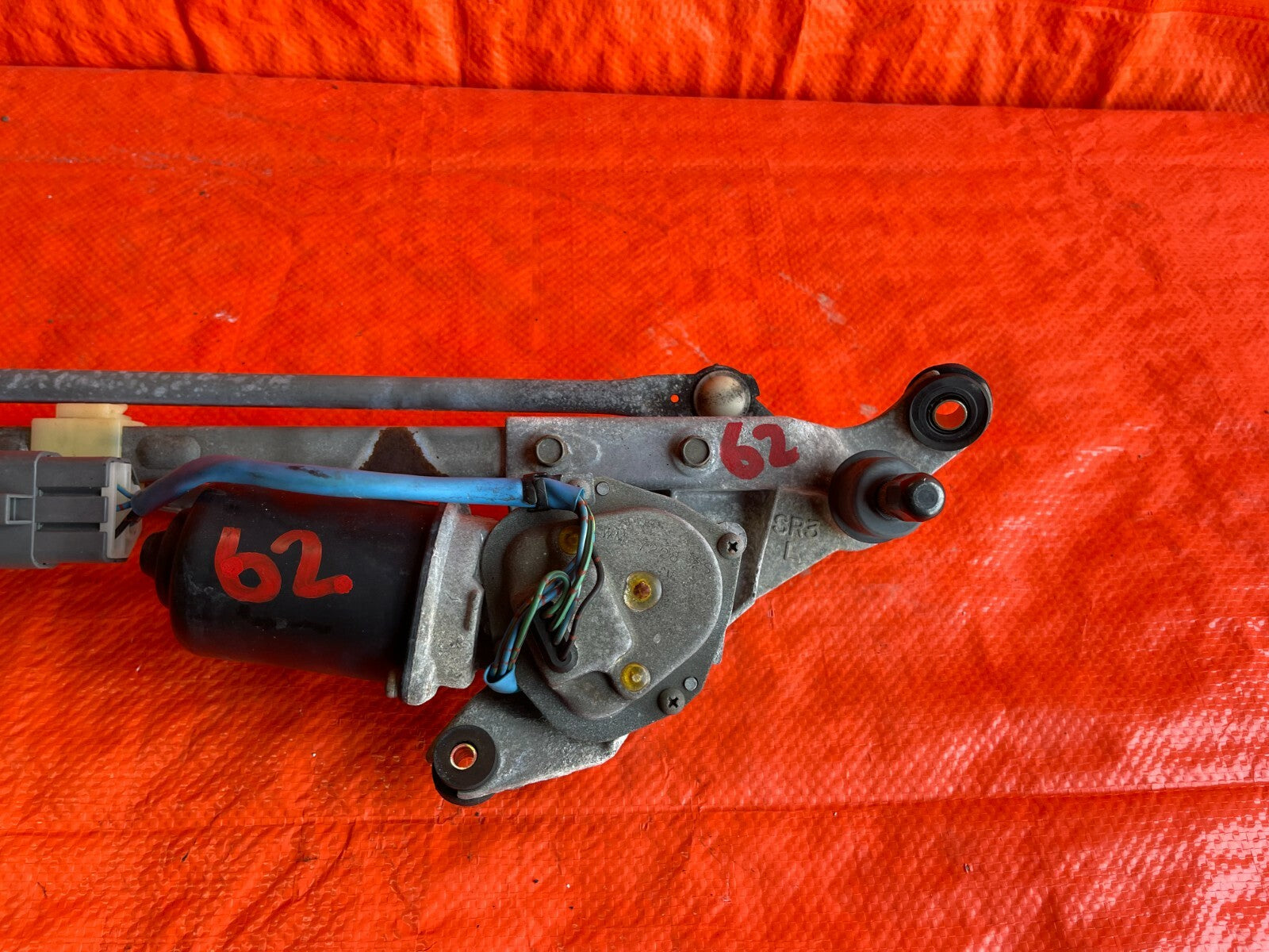 94   01 ACURA INTEGRA 2 & 4 DOOR FRONT WINDSHIELD WIPER MOTOR WITH LINKAGE #622