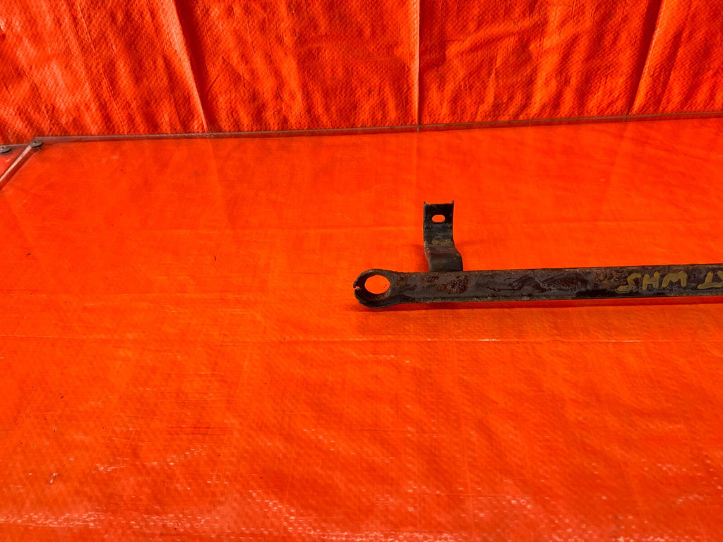 94 01 ACURA INTEGRA   AC CONDENSER ASSEMBLY MOUNTING BRACKET BAR MOUNT OEM #1446