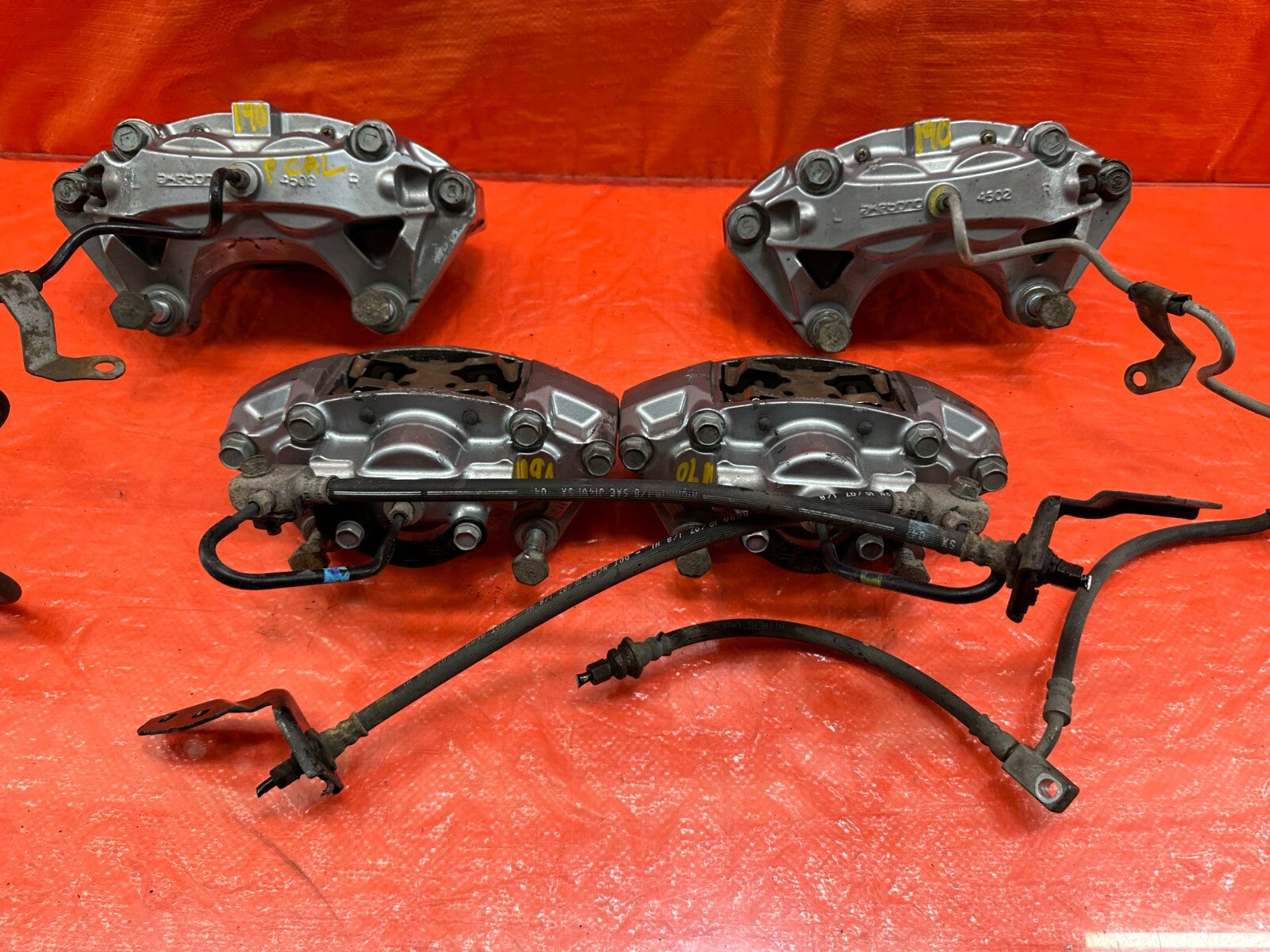 08 15 INFINITI G37 & Q60 SPORT   AKEBONO   BRAKE CALIPERS LEFT & RIGHT   OEM 19020