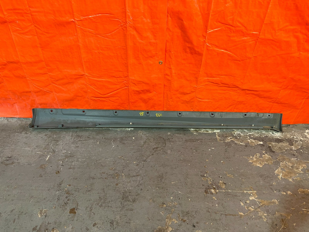00 05 TOYOTA CELICA   SIDE SKIRT ROCKER MOLDING TRIM   LEFT SIDE   NON TRD   OEM9