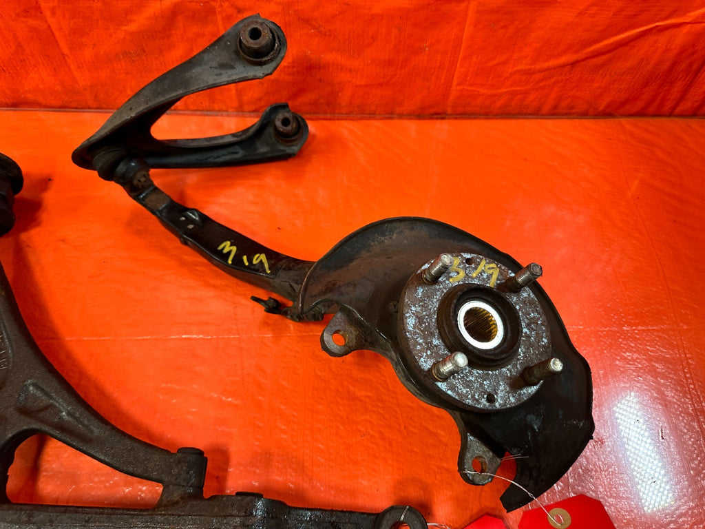 96 00 HONDA CIVIC DRIVER LEFT FRONT SPINDLE KNUCK HUB & CONTROL ARMS   OEM #3195