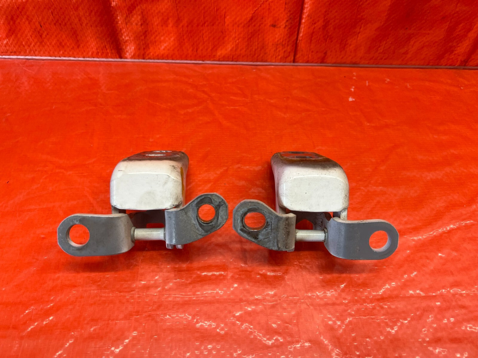 02 06 ACURA RSX   PASSENGER RIGHT FRONT DOOR HINGE SET UPPER LOWER   OEM #1336