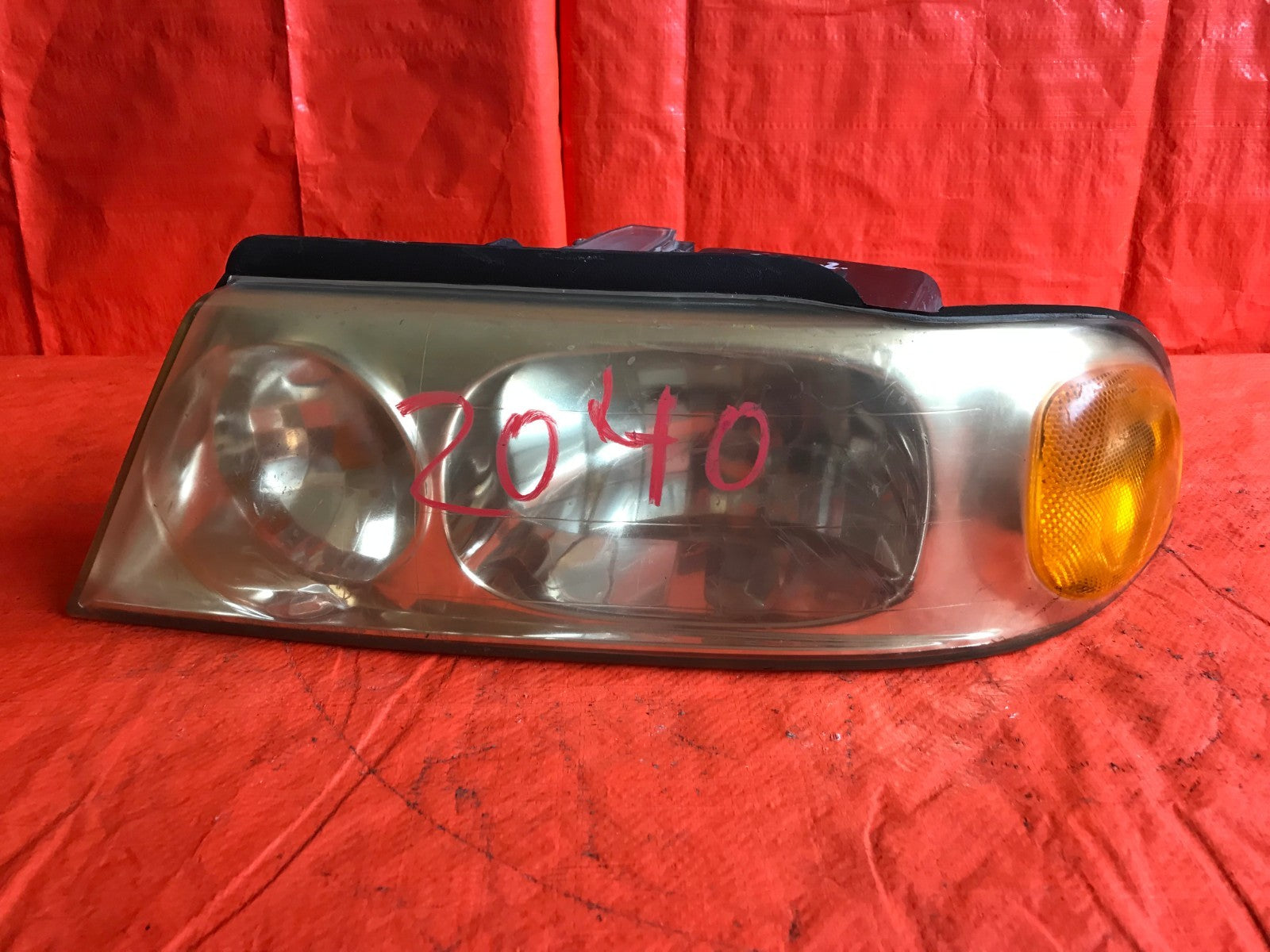 OEM 2001 01 LINCOLN NAVIGATOR DRIVER LEFT HEADLIGHT HEADLAMP L LH1