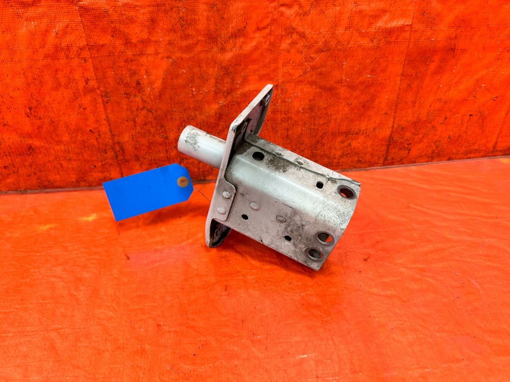 12 14 HYUNDAI GENESIS COUPE BK2 2.0L RIGHT FRONT CRASH BAR BEAM BRACKET OEM 3254
