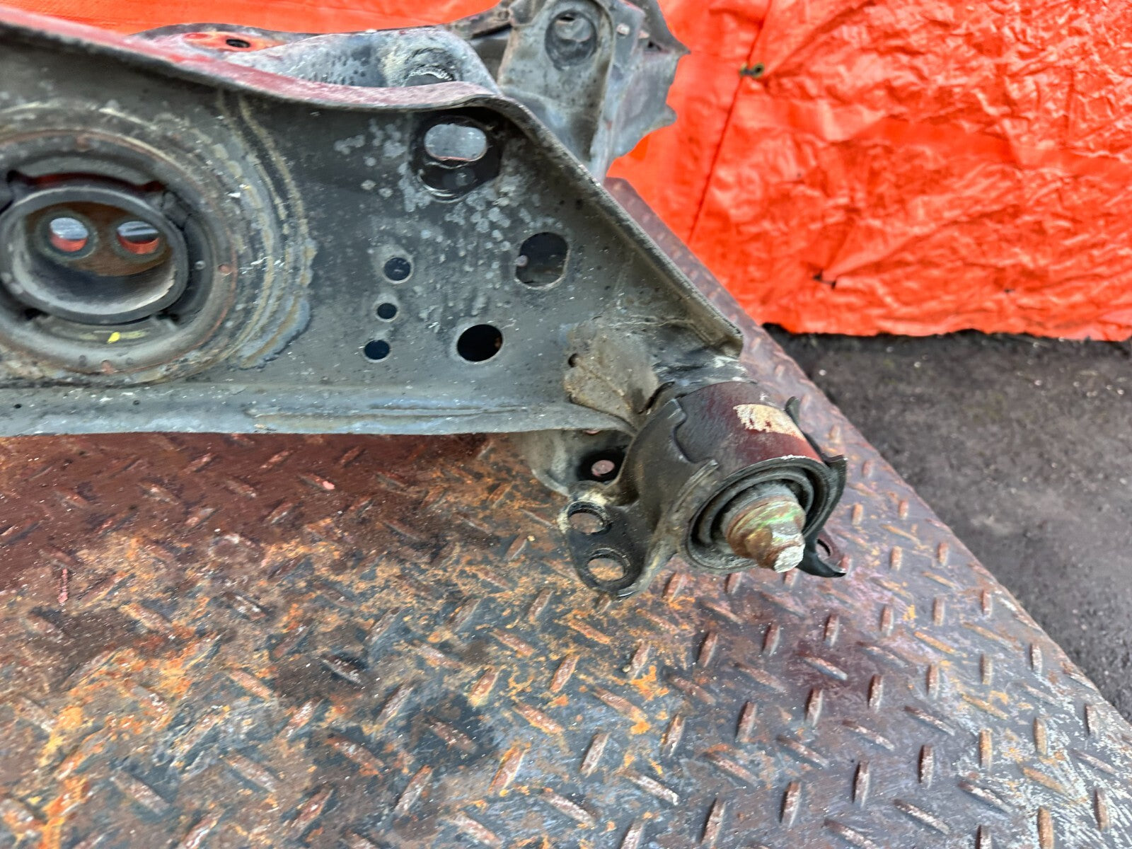 92 00 LEXUS SC300   REAR SUBFRAME SUB FRAME BRACKET BRACE   OEM FACTORY #2767