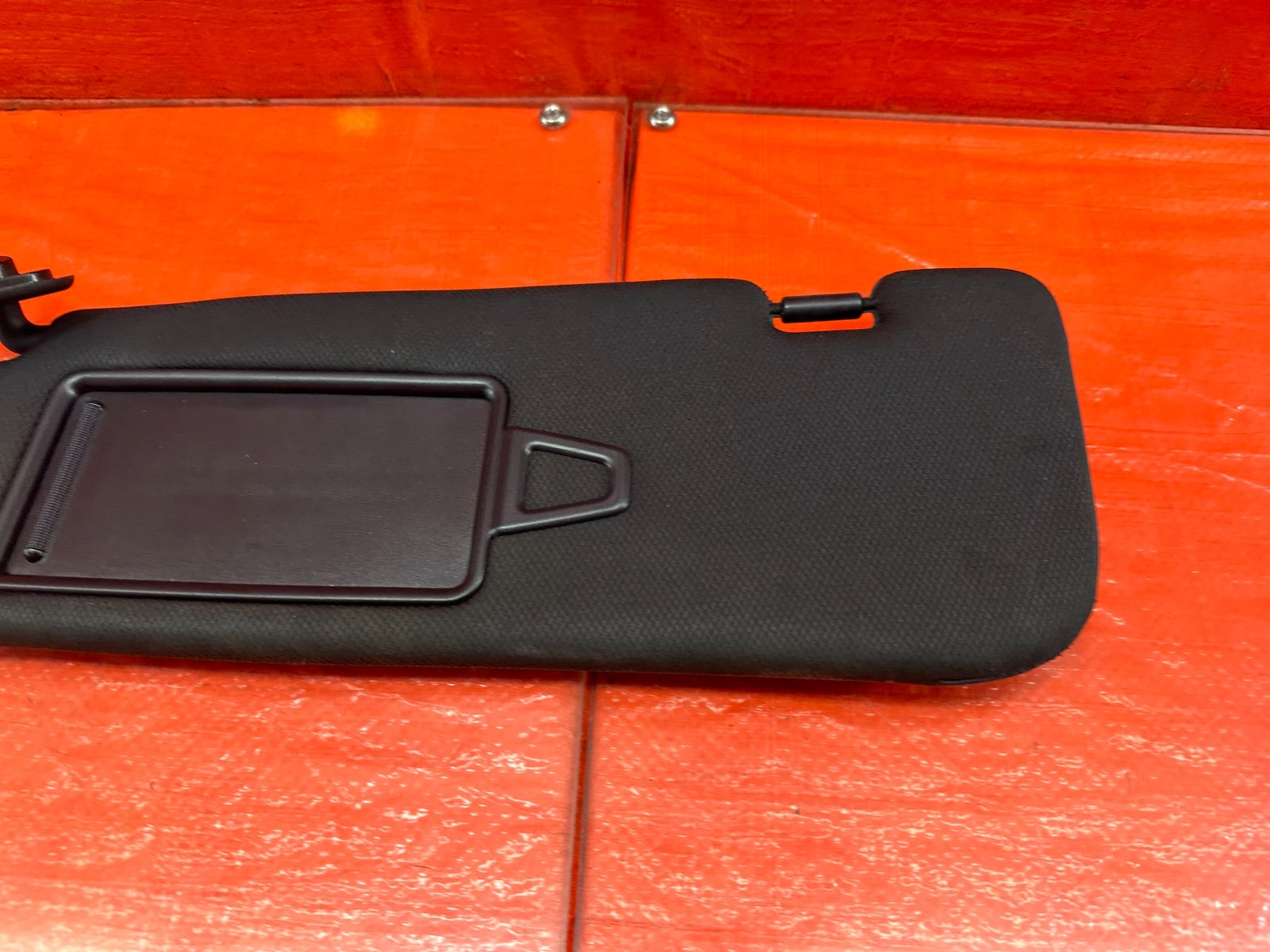13 16 HYUNDAI GENESIS COUPE   DRIVER LEFT SUN VISOR   W/O SUNROOF BLACK OEM #21912
