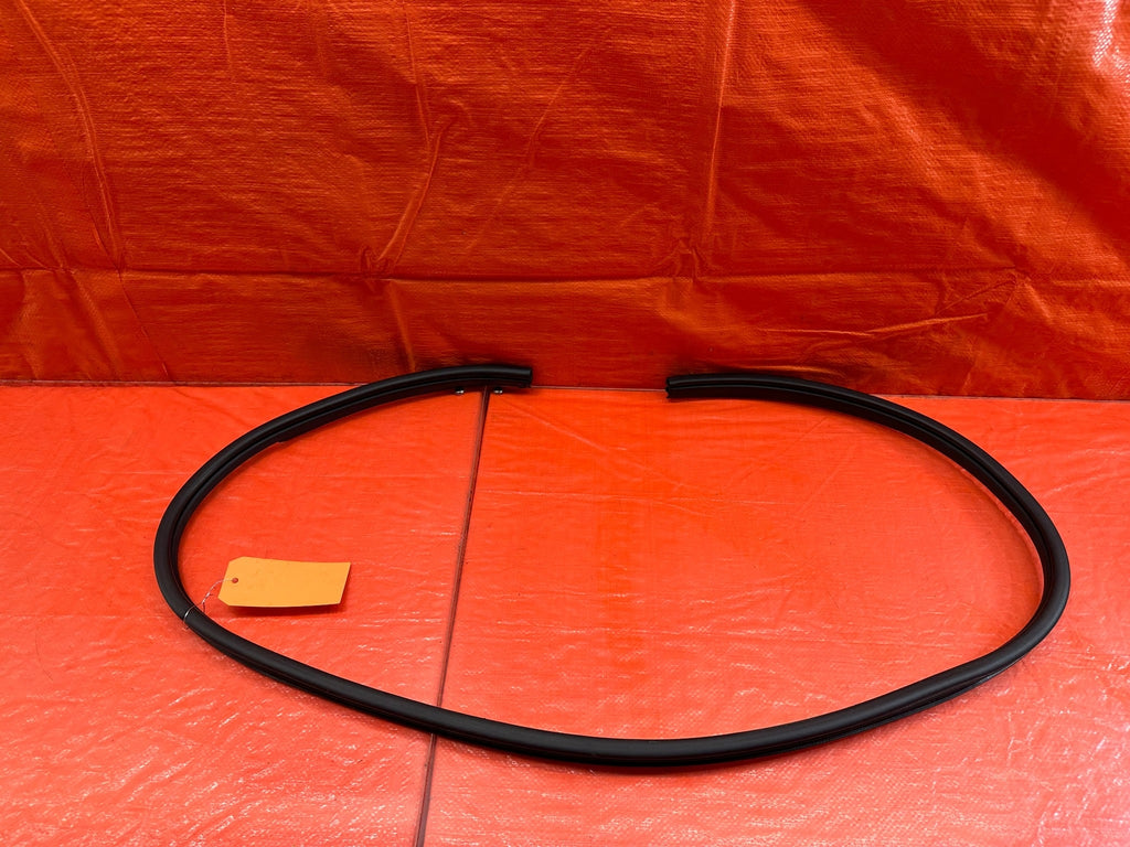 10 16 HYUNDAI GENESIS COUPE ON THE CHASSIS RIGHT DOOR WEATHER STRIP SEAL OEM 2190