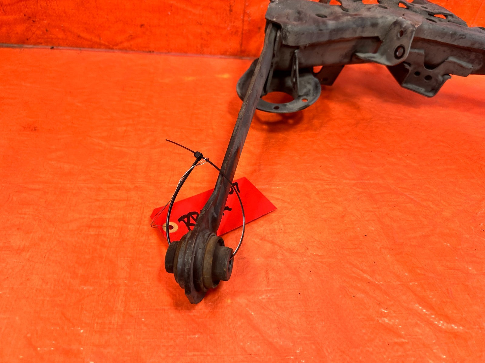 06 11 HONDA CIVIC SI   PASSENGER RIGHT REAR LOWER CONTROL TRAILING ARM   OEM 3078