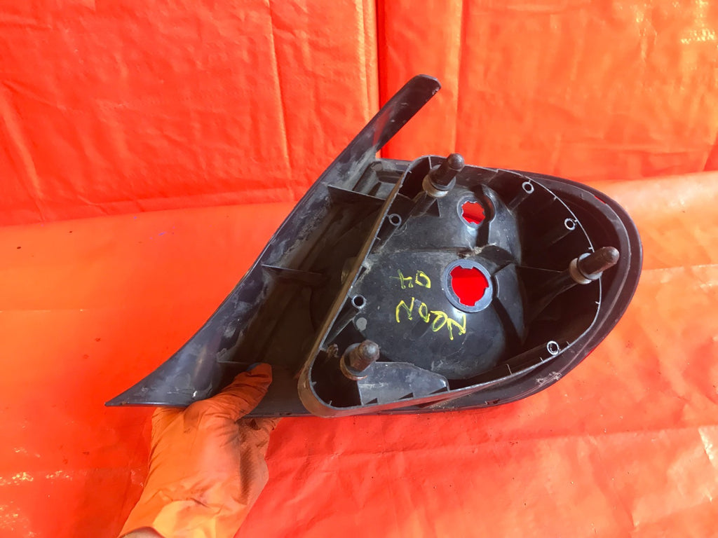 OEM 2004 04 DODGE NEON DRIVER LEFT TAIL LIGHT LAMP L LH6