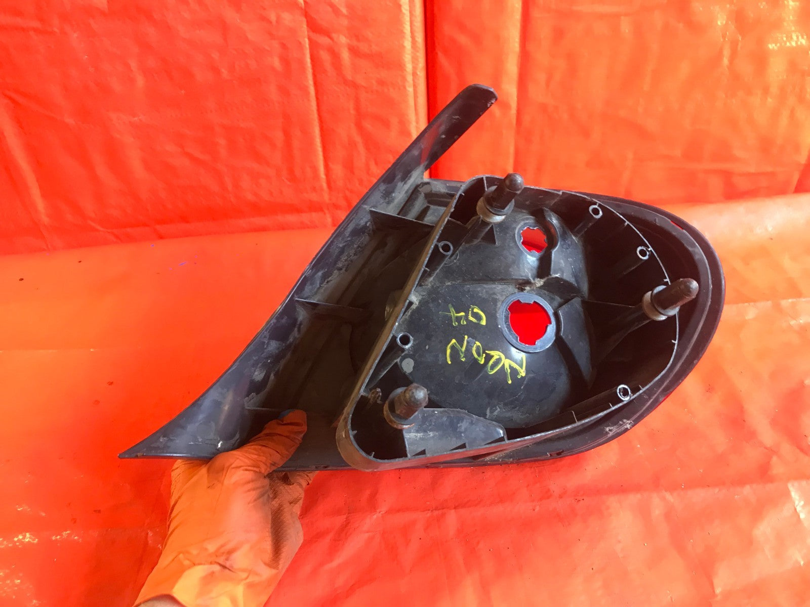 OEM 2004 04 DODGE NEON DRIVER LEFT TAIL LIGHT LAMP L LH6