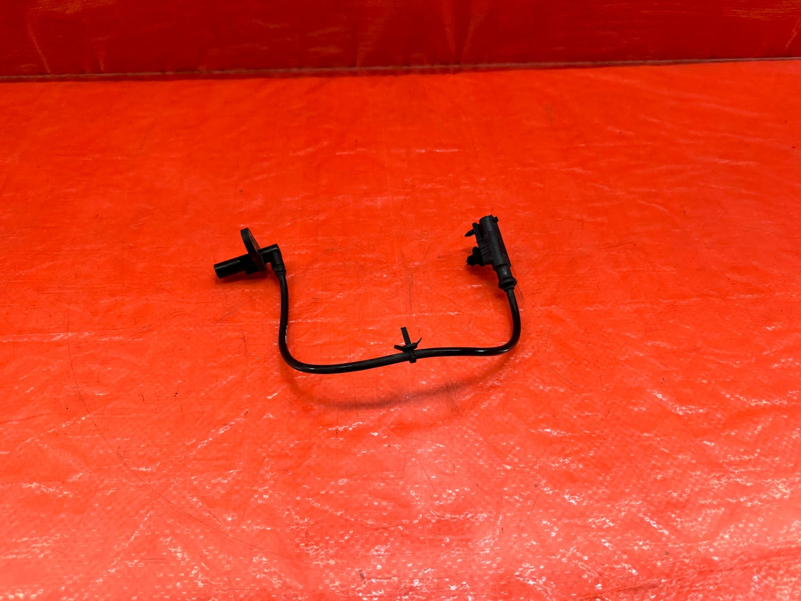 08 15 INFINITI G37 & Q60 COUPE   ABS WIRE SPEED SENSOR   LEFT OR RIGHT REAR #18810