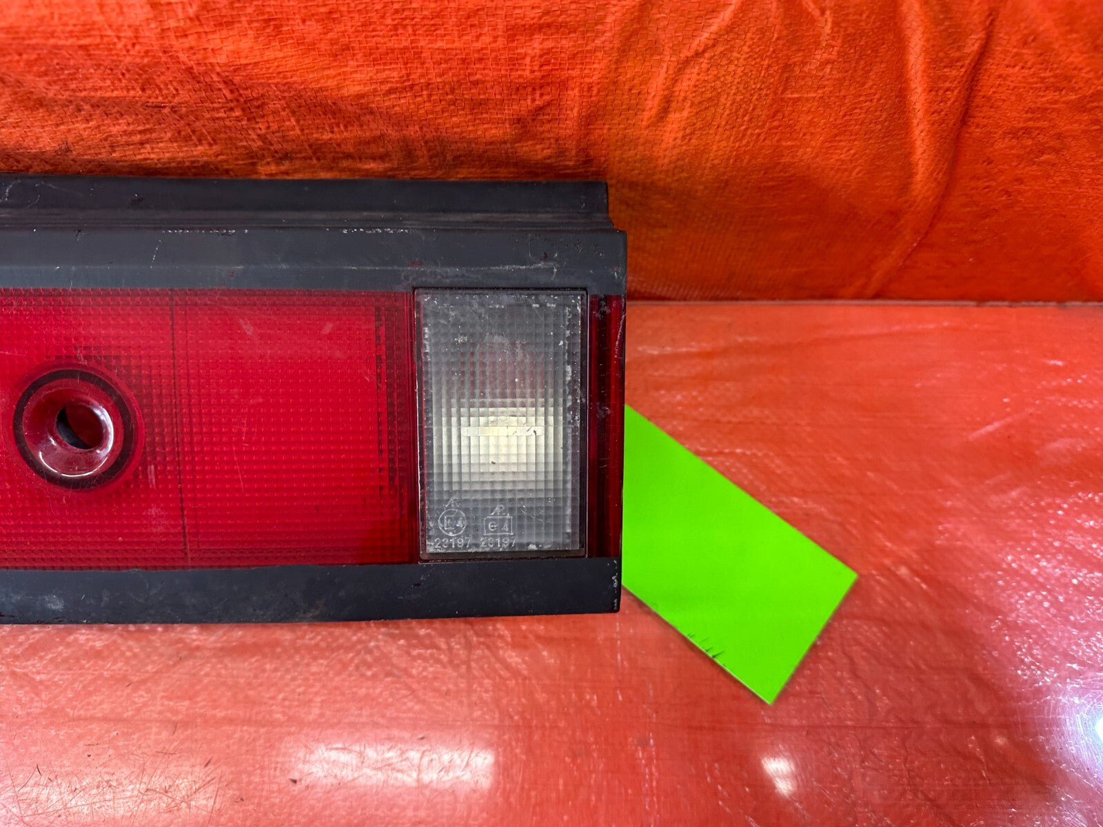88 89 HONDA CRX   CENTER TAIL LIGHT MIDDLE TAIL LAMP   OEM FACTORY #2431