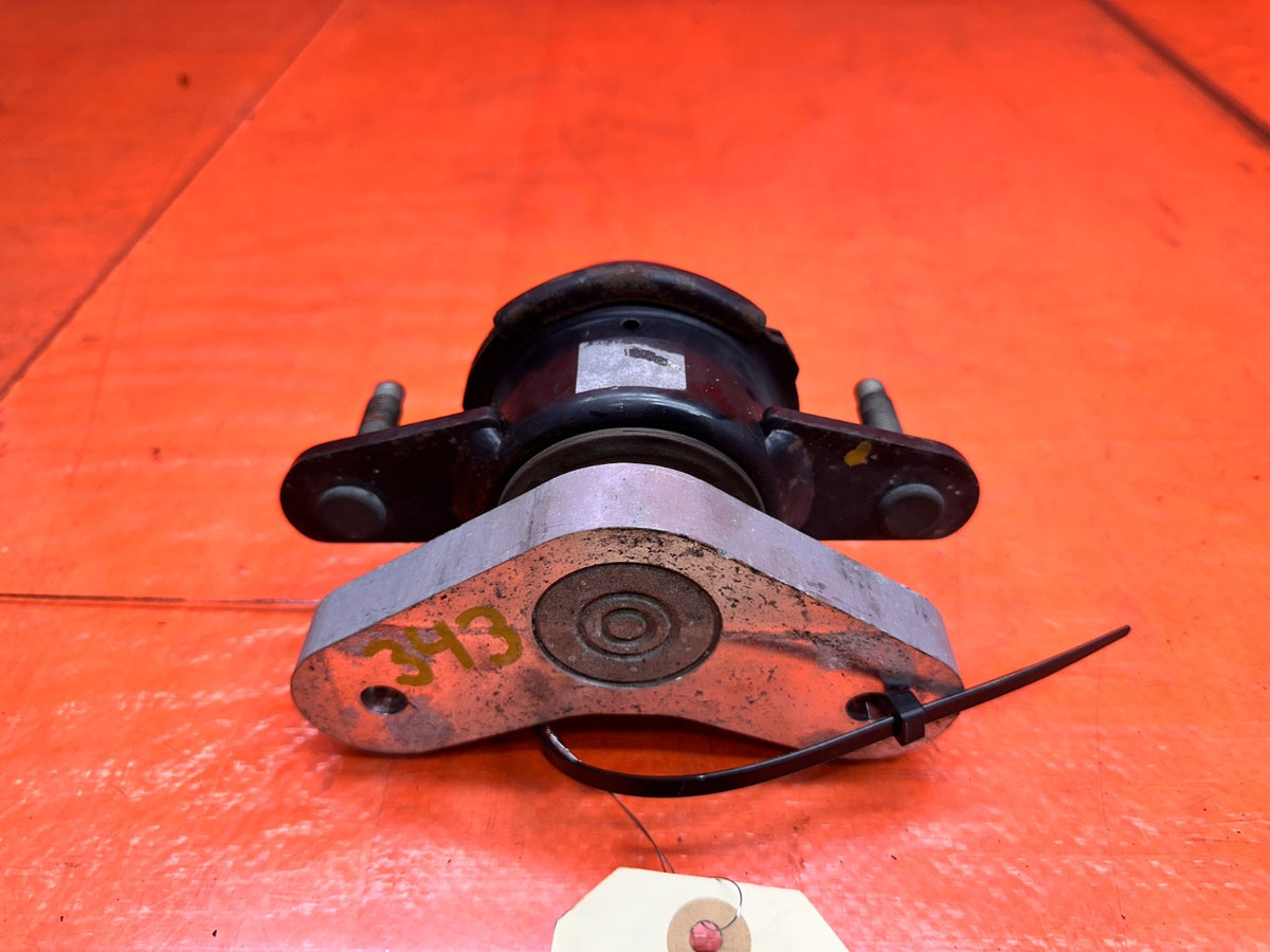 14-15 INFINITI Q50 3.7L VQ37VHR RWD TRANSMISSION MOUNT INSULATOR BUSHING OEM #34