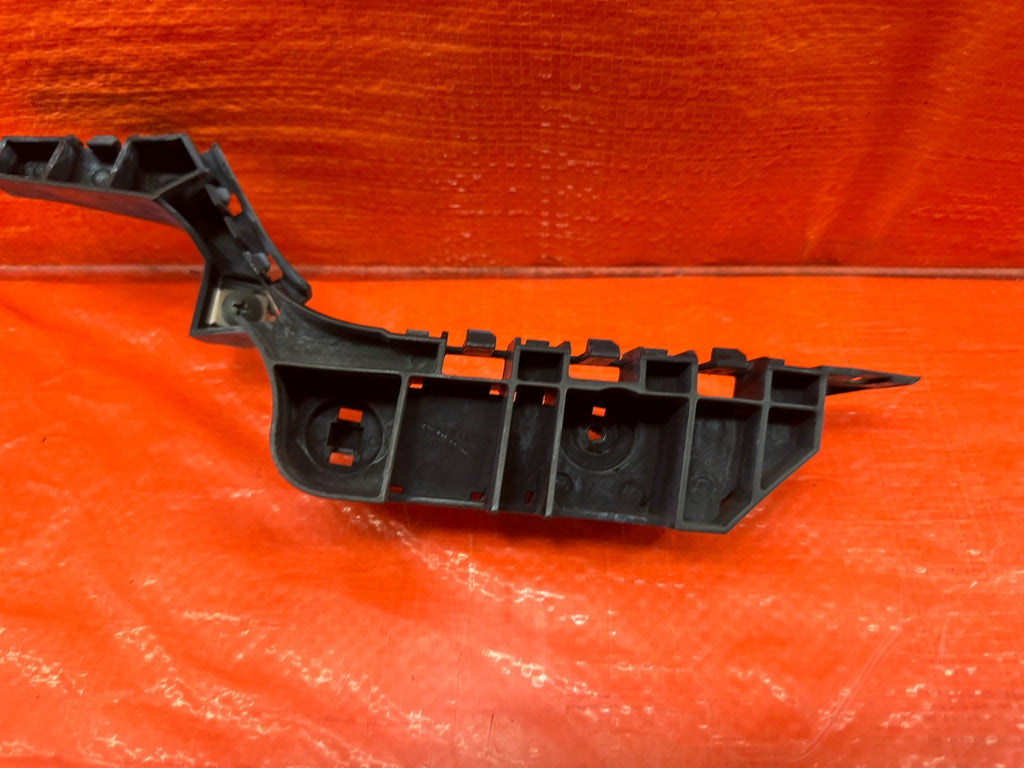 04 08 ACURA TSX   FENDER MOUNTING BRACKET SUPPORT BRACE BUMPER CLIP   LEFT #1966
