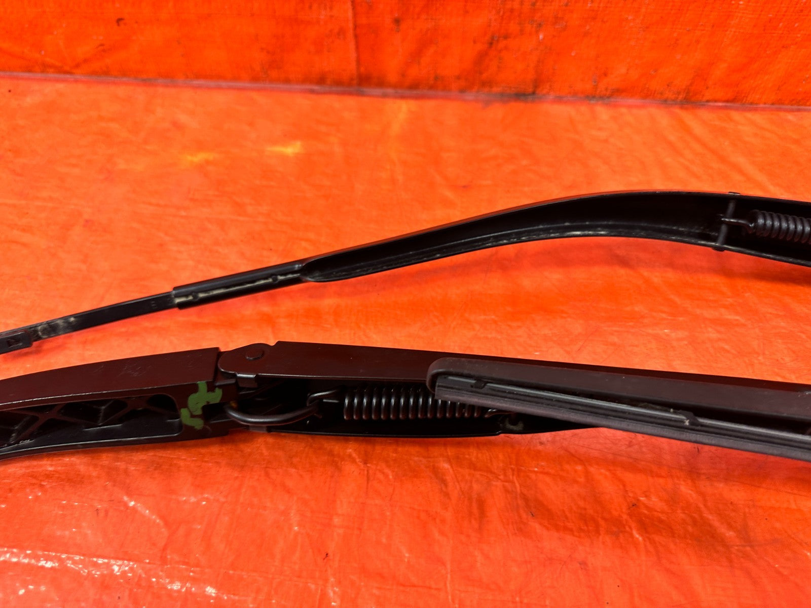 09 14 ACURA TSX   WINDSHIELD WIPER ARM SET   LEFT AND RIGHT WITH BLADES OEM #3056