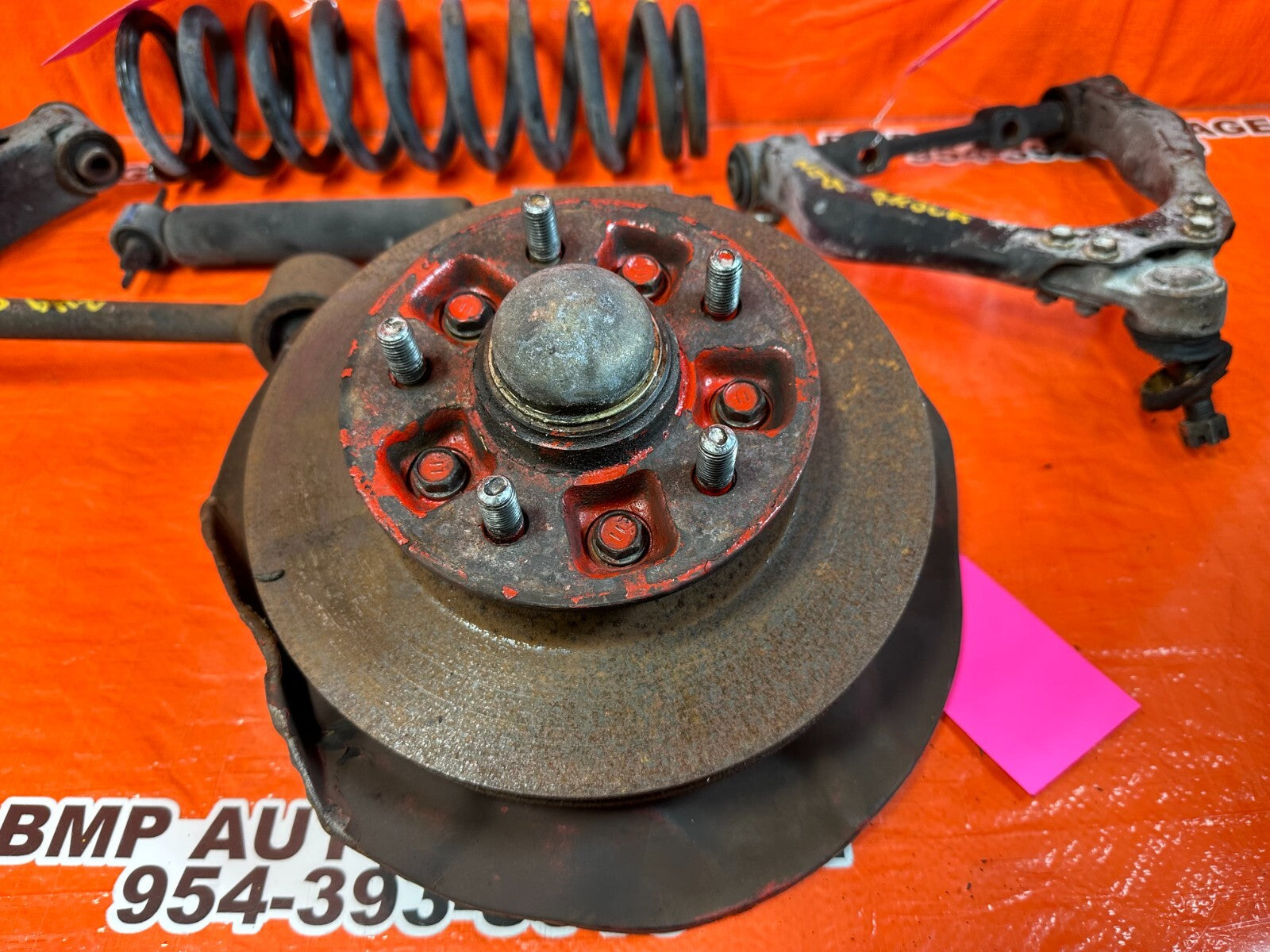 96 00 TOYOTA TACOMA   2.4L   MANUAL ONLY   RIGHT FRONT SPINDLE W/ CONTROL ARMS5