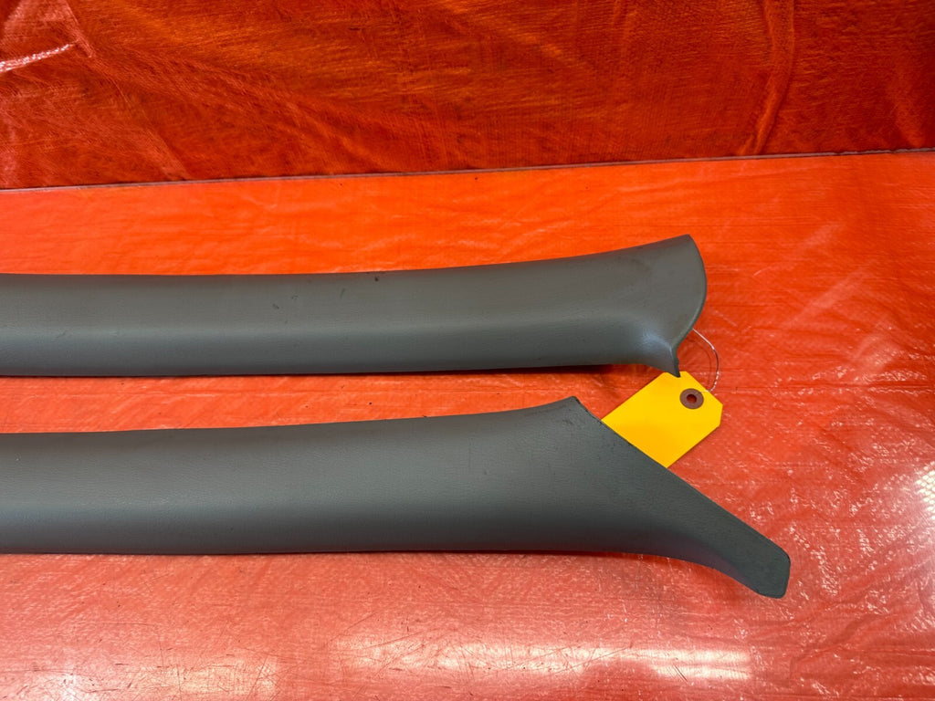94 01 INTEGRA SEDAN A PILLAR TRIM SET   LEFT RIGHT A PILLARS   OEM FACTORY #2286