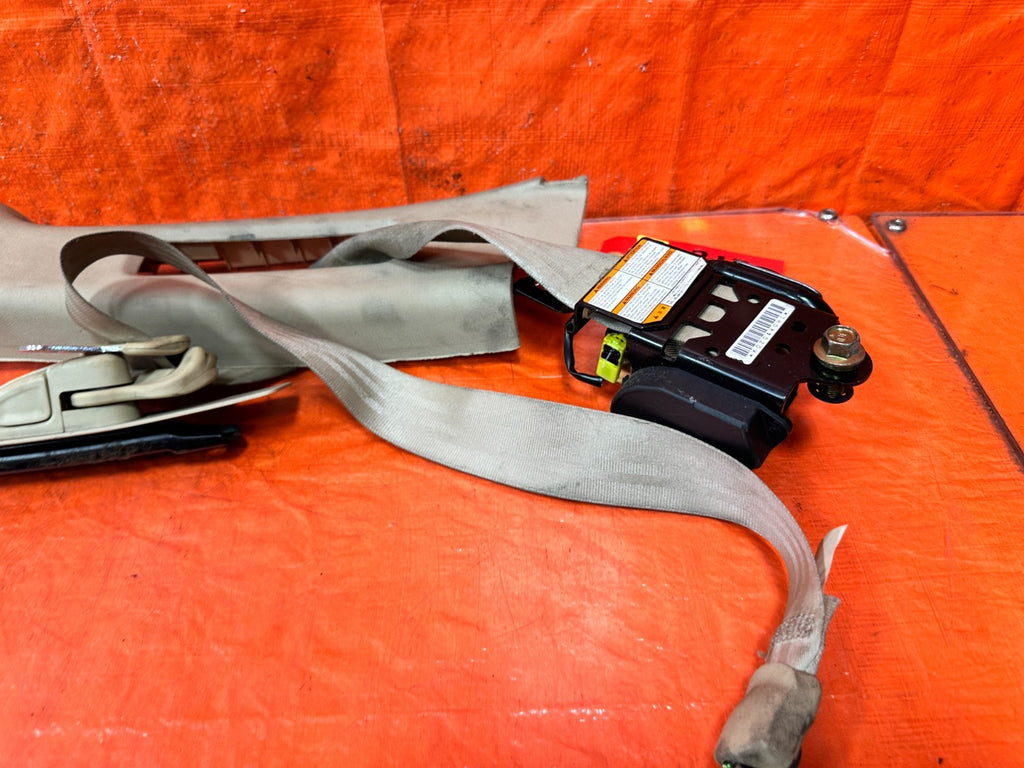 04 05 ACURA TSX   LEFT & RIGHT FRONT SEAT BELTS   TAN COLOR   OEM FACTORY #3122