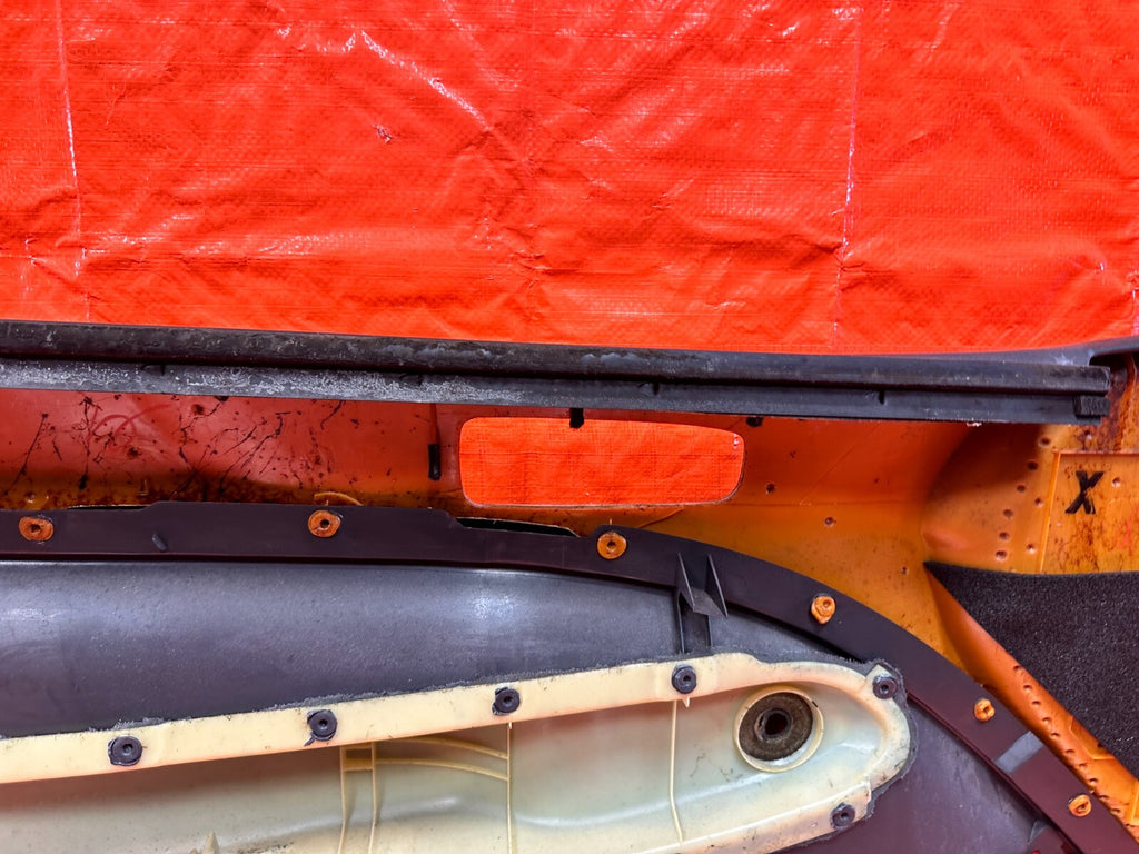 96 00 HONDA CIVIC HATCHBACK   PASSENGER RIGHT MANUAL NON POWER   DOOR PANEL OEM15