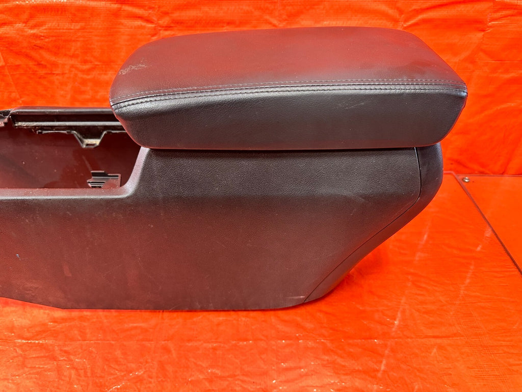 09 14 ACURA TSX   ARM REST / CENTER CONSOLE STORAGE COMPARTMENT   BLACK OEM #2797