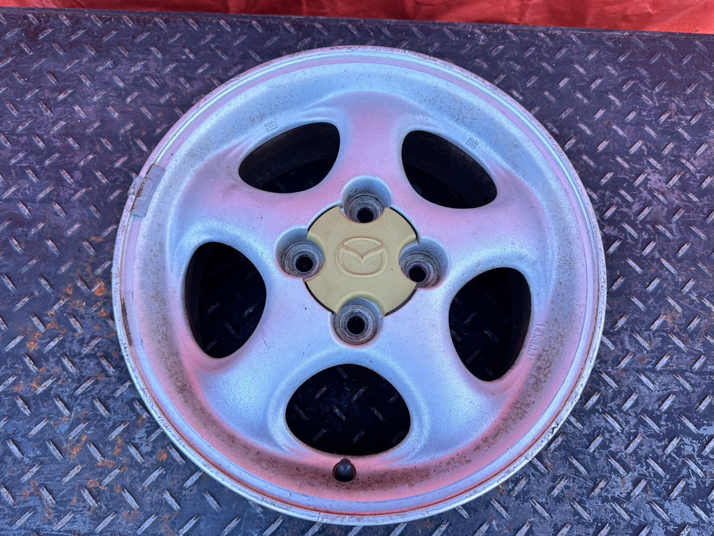 90 05 MAZDA MX 5 MIATA   5 SPOKE   14x6 +40MM FACTORY WHEEL RIM   OEM #267 24