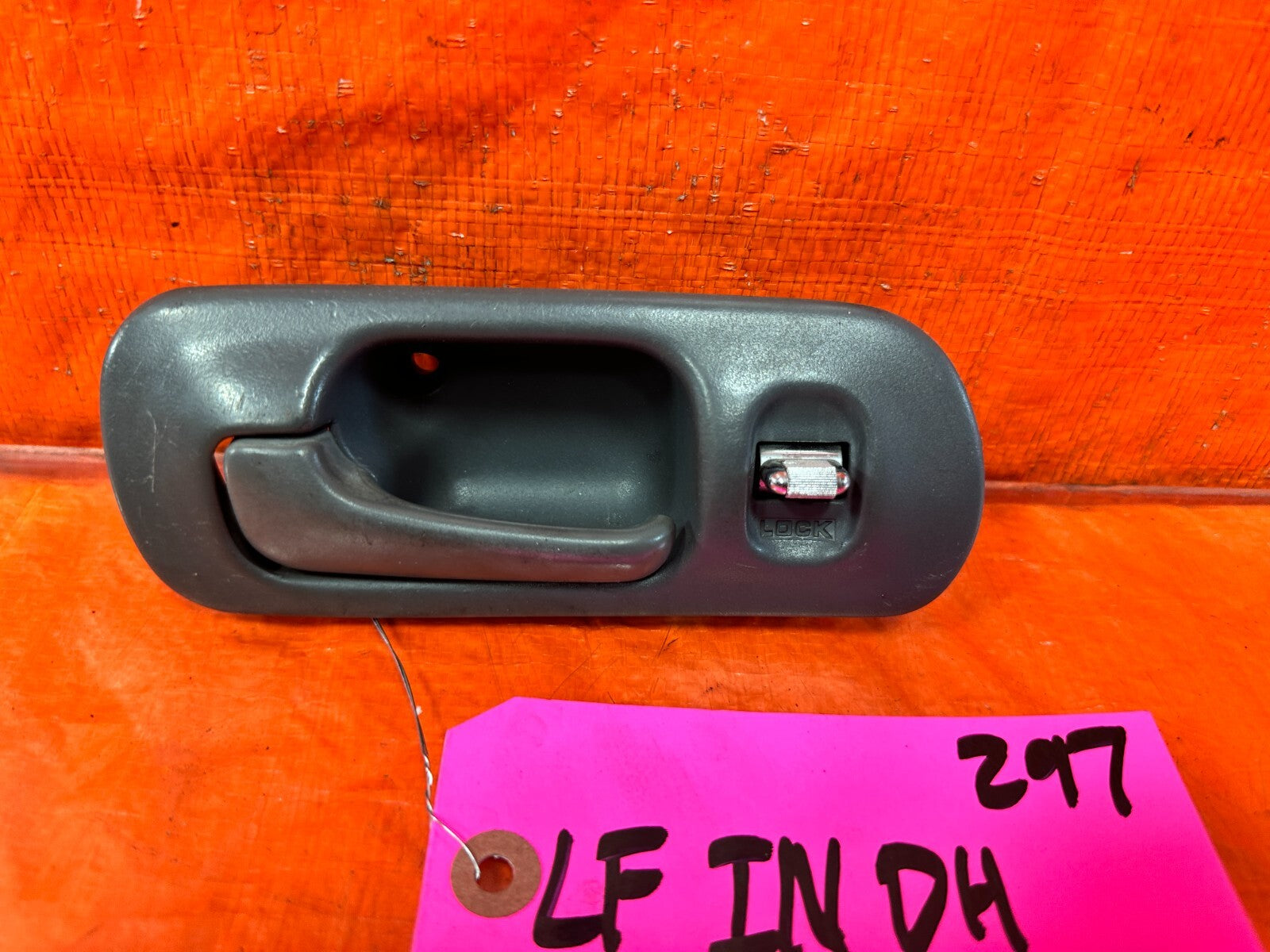 96 00 HONDA CIVIC 4D SEDAN EX LX DRIVER LEFT FRONT INTERIOR DOOR HANDLE OEM #2971