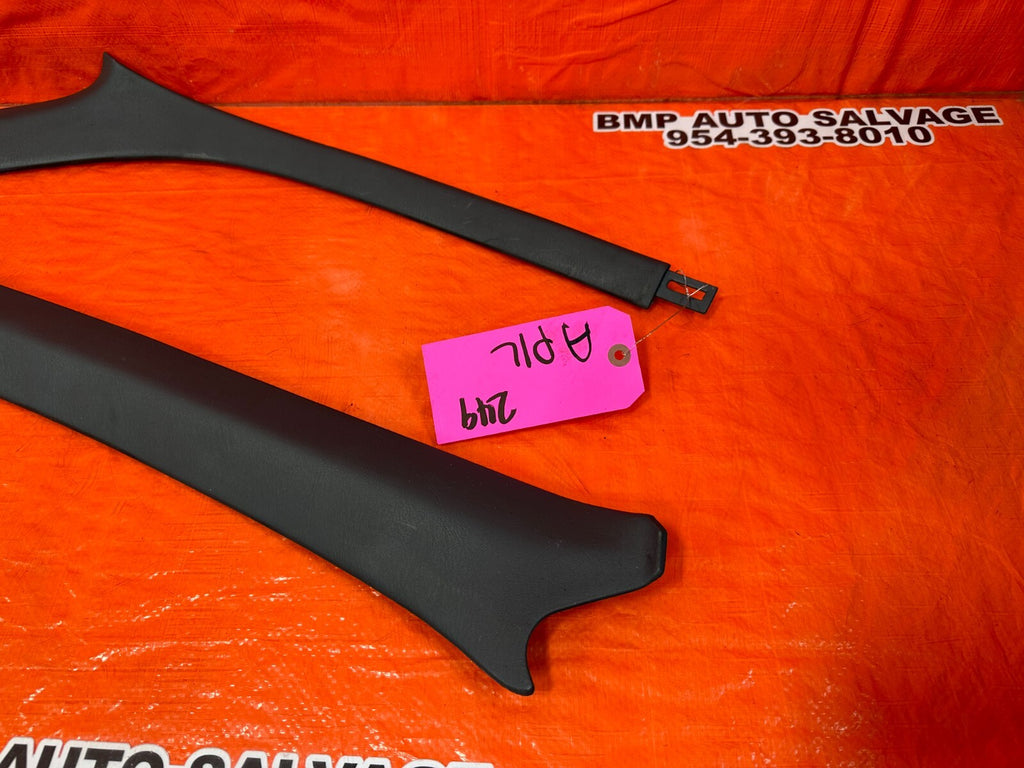 1996 96 TOYOTA TACOMA   2RZ FE 2.4L   LEFT & RIGHT A PILLARS   OEM #2495