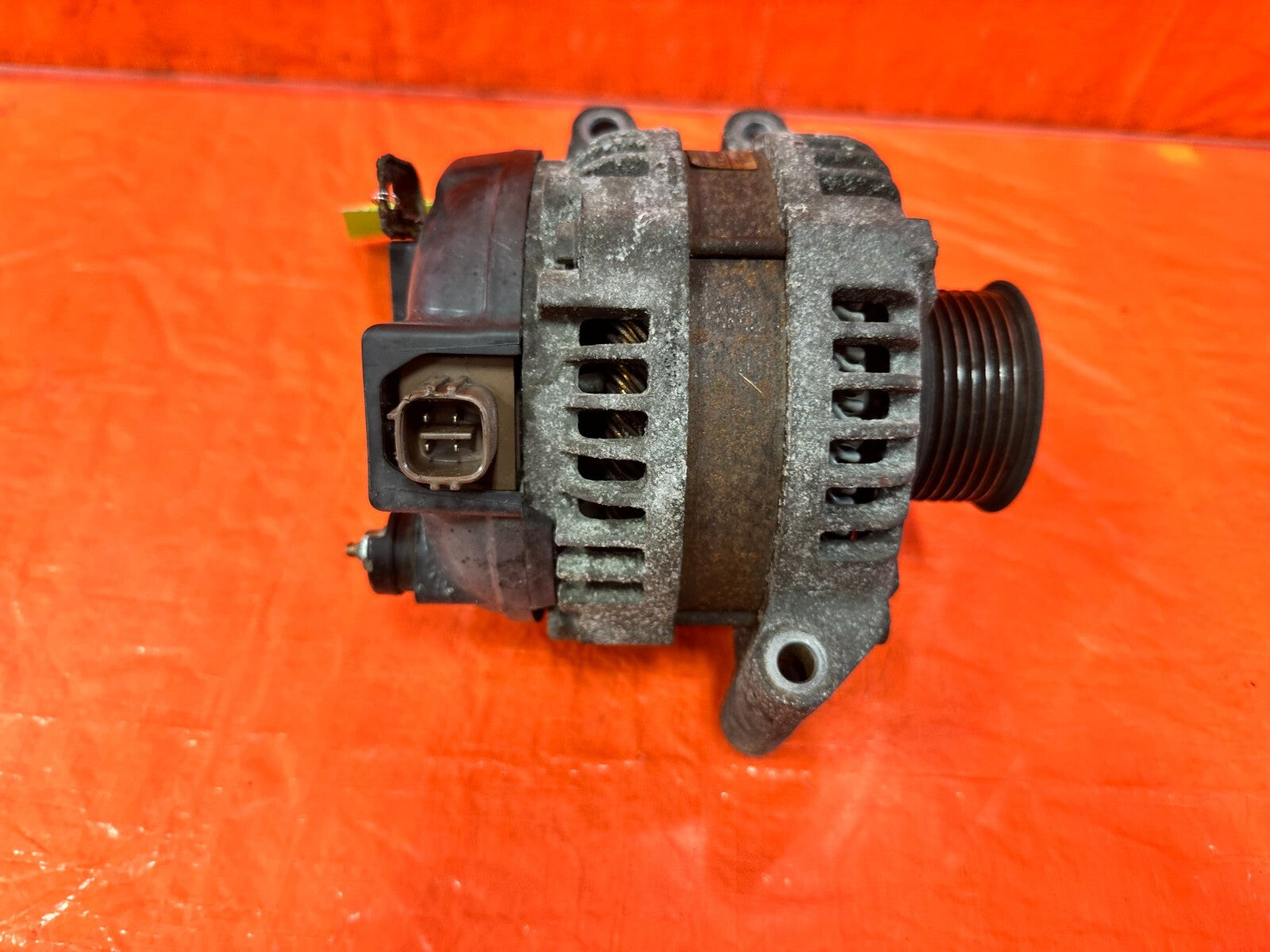 06 07 HONDA ACCORD 2.4L 4 CYL & 06 11 CIVIC SI ALTERNATOR 31100 RTA 033 OEM 2827