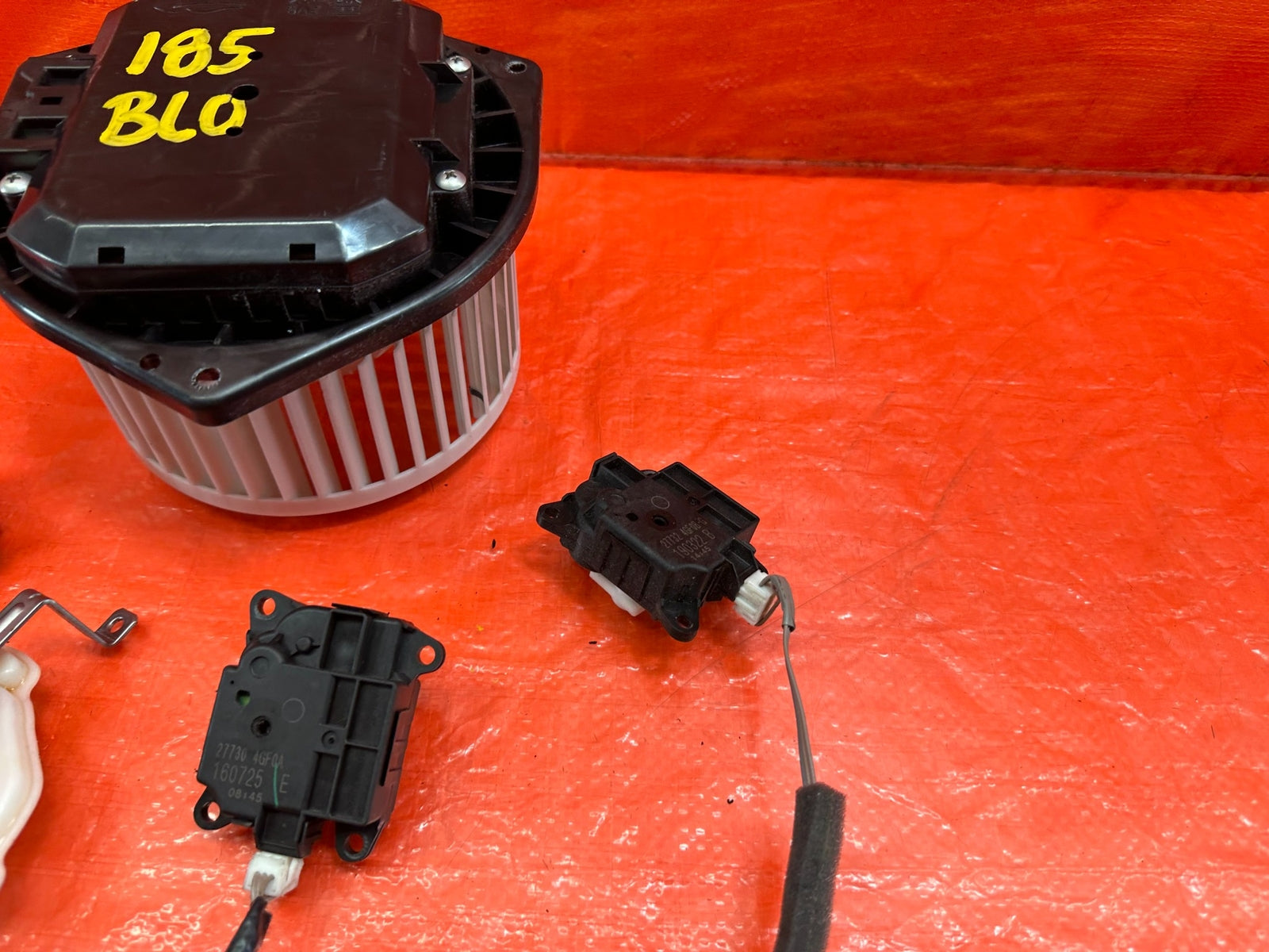 14 20 INFINITI Q50 17 20 Q60   BLOWER W/ HEATER FLAP BLOWER MOTOR ACTURATOR #1854