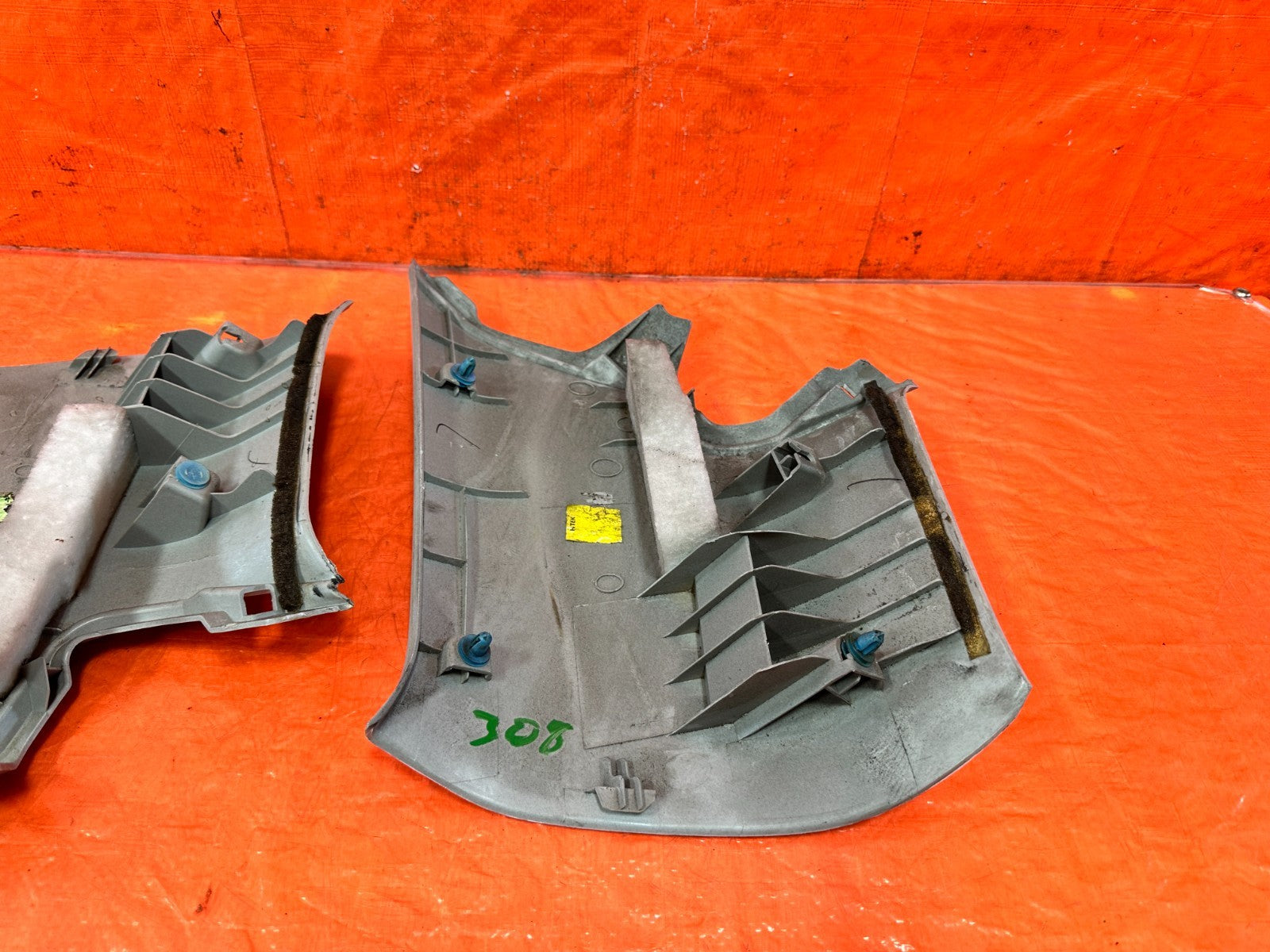 02 05 HONDA CIVIC SI EP3 HATCHBACK   REAR UPPER C PILLAR TRIM   LEFT RIGHT 3083