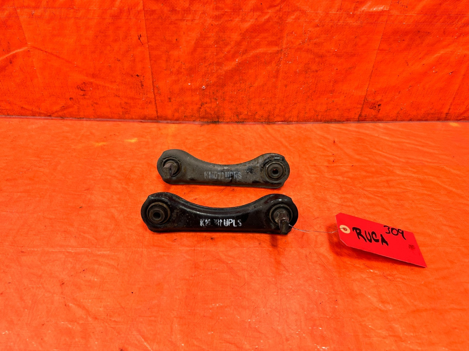 92 00 HONDA CIVIC / INTEGRA REAR UPPER CONTROL ARMS   LEFT RIGHT ARM SET OEM 3090