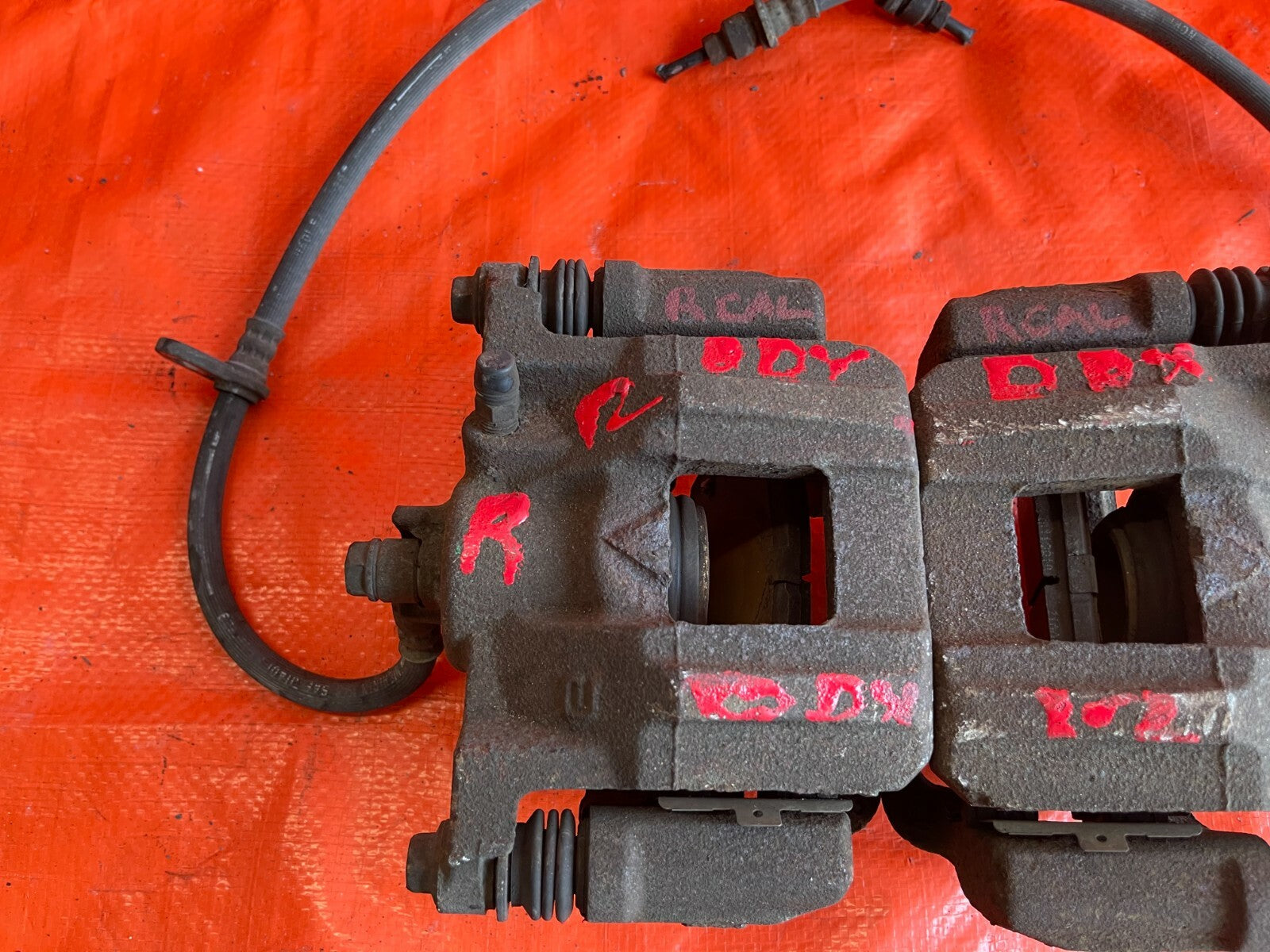 11 17 HONDA ODYSSEY   REAR   BRAKE CALIPER SET  LEFT RIGHT CALIPERS   OEM OE4