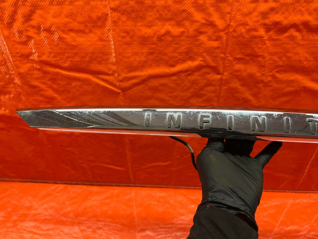 14 17 INFINITI Q50   REAR TRUNK SPOILER FINISH TRIM MOLDING W/O CAMERA OEM #1055
