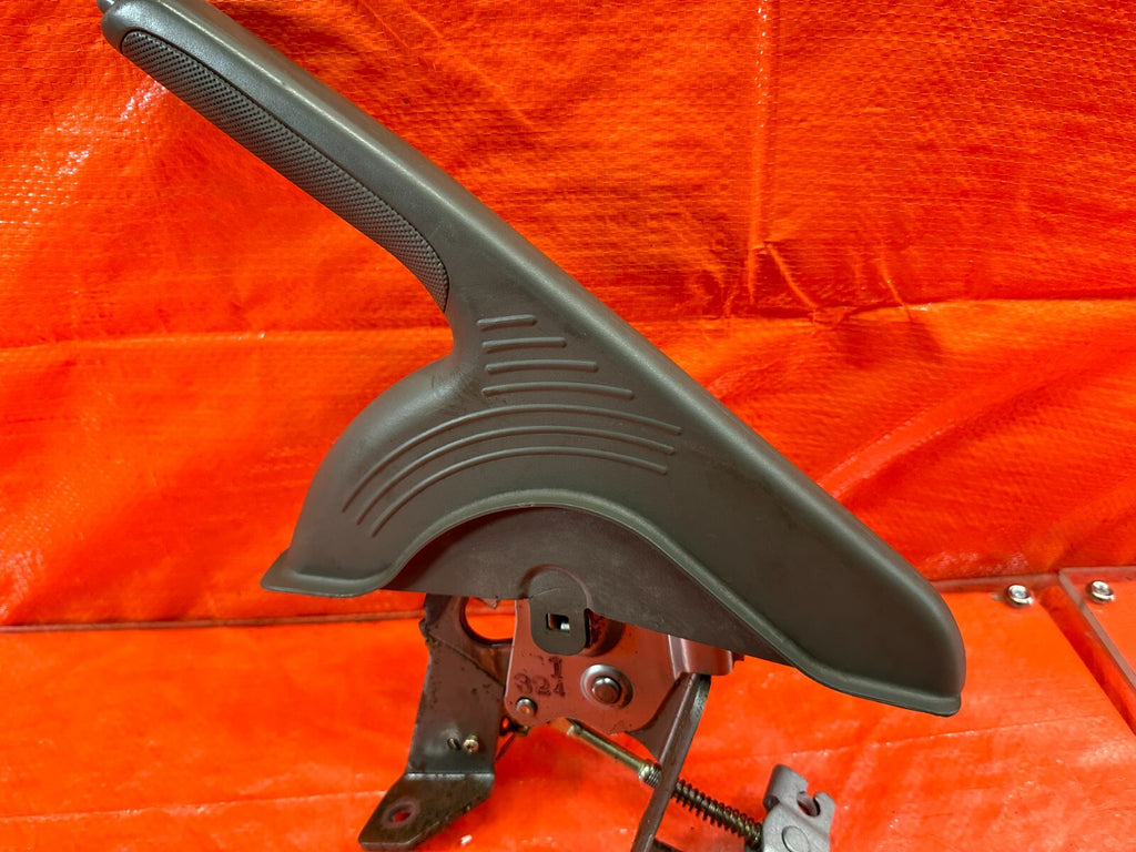 02 06 ACURA RSX   EMERGENCY PARKING BRAKE HANDLE E BRAKE   TAN COLOR   OEM #1834