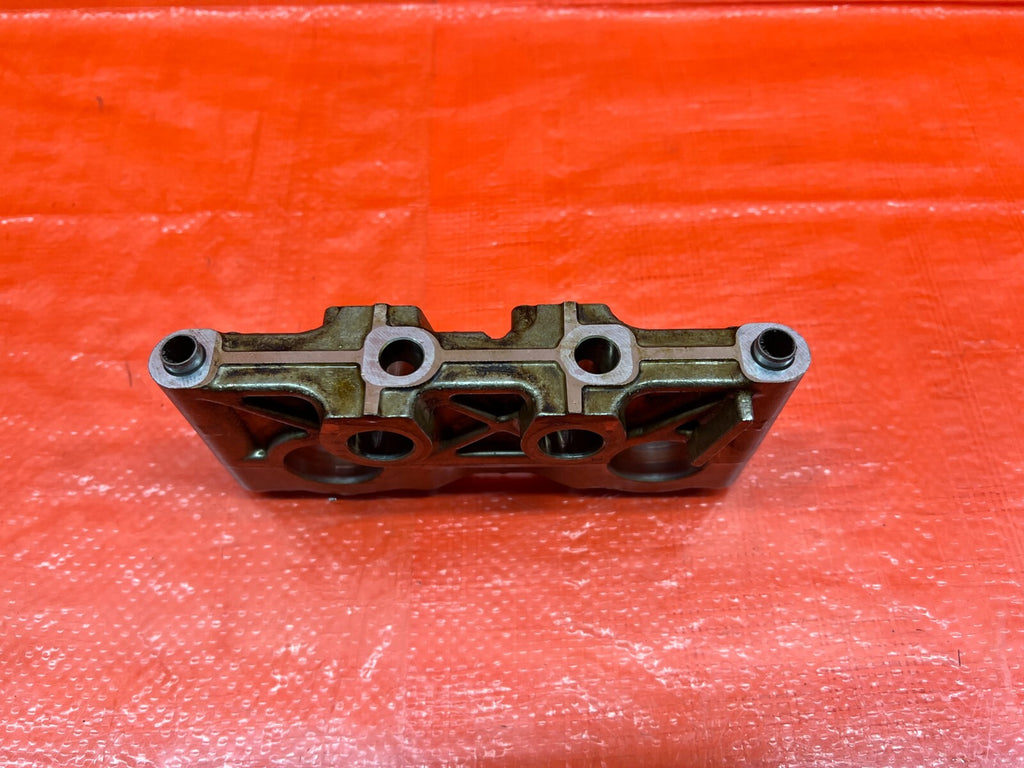 02 06 ACURA RSX TYPE S   K20A2   CAMSHAFT CAM CAP TOWER HOLDER   HOLDER #2   OEM7