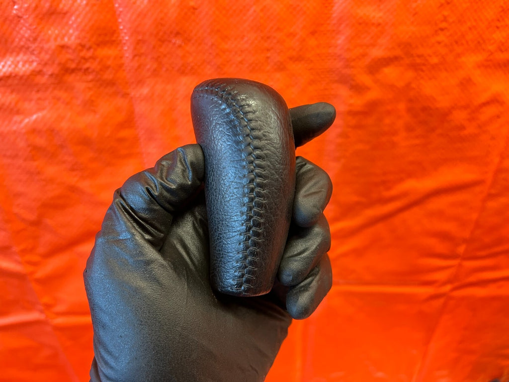 94 01 ACURA INTEGRA   BLACK LEATHER WRAPPED GS R 5 SPEED MANUAL LSHIFT KNOB OEM7