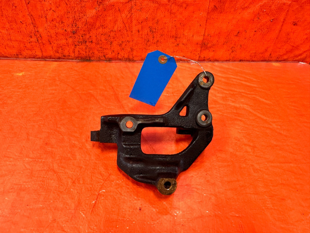 92 95 HONDA CIVIC   D15 D16 SOHC POWER STEERING PUMP BRACKET   OEM #3277