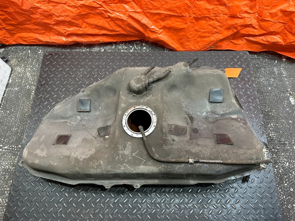 00 05 TOYOTA CELICA   GASOLINE GAS FUEL TANK ASSEMBLY   OEM FACTORY #2508
