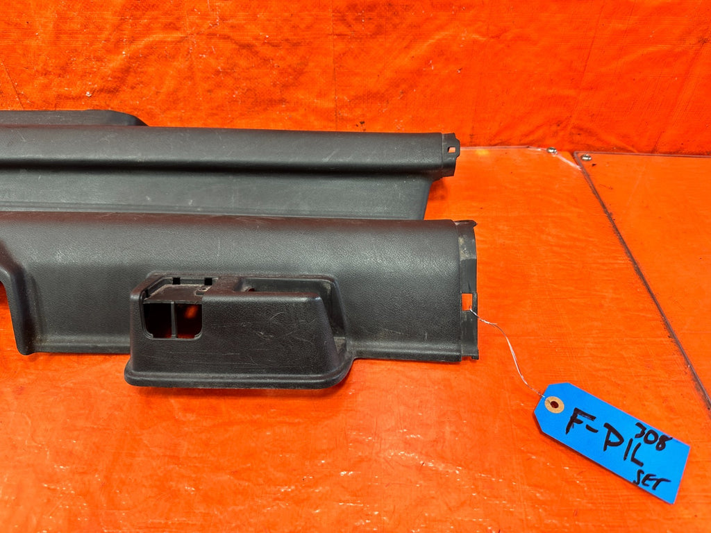 02 05 HONDA CIVIC SI EP3   FLOOR PILLAR SCUFF PLATE SET LEFT & RIGHT   OEM #3081