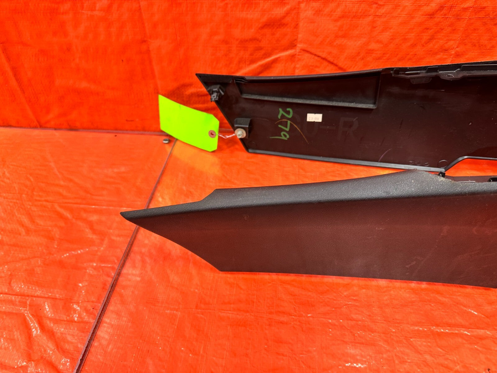 09 14 ACURA TSX   ARM REST / CENTER CONSOLE STORAGE COMPARTMENT   BLACK OEM #2799
