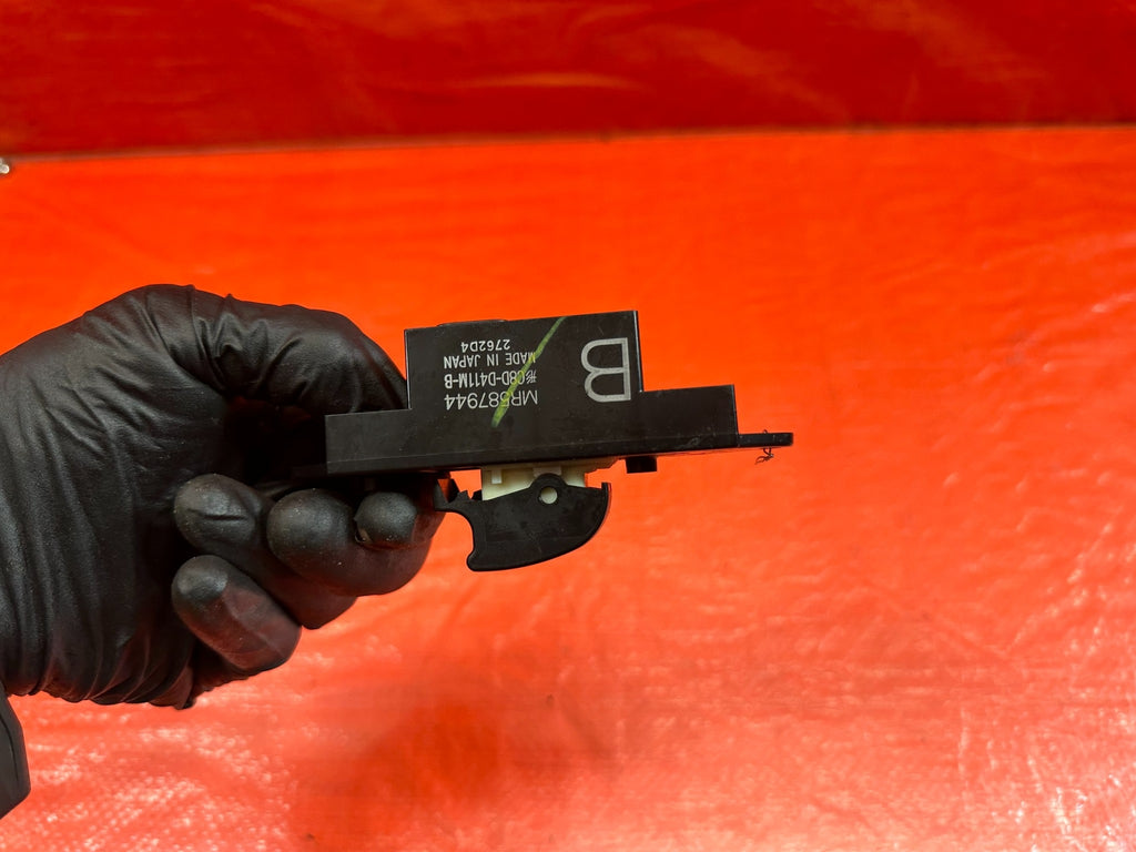 08 15 LANCER EVOLUTION X EVO 10   DRIVER LEFT REAR WINDOW SWITCH BUTTON OEM #2069