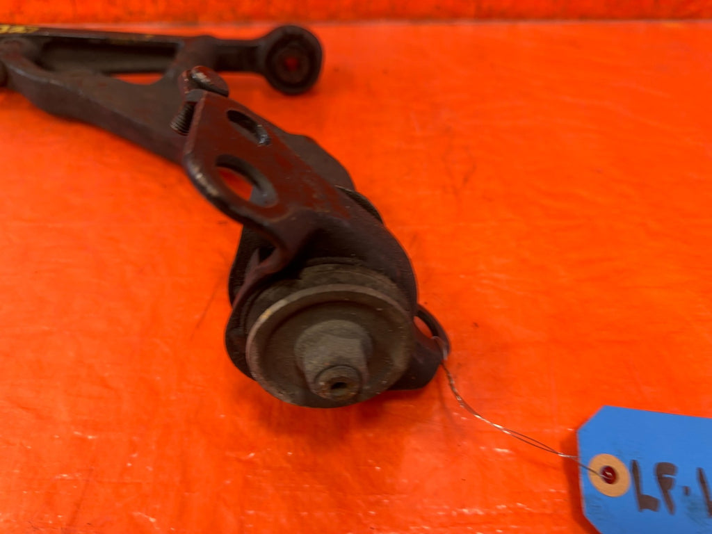 92 95 HONDA CIVIC   EX MODEL   LEFT FRONT LOWER CONTROL ARM   OEM 3273