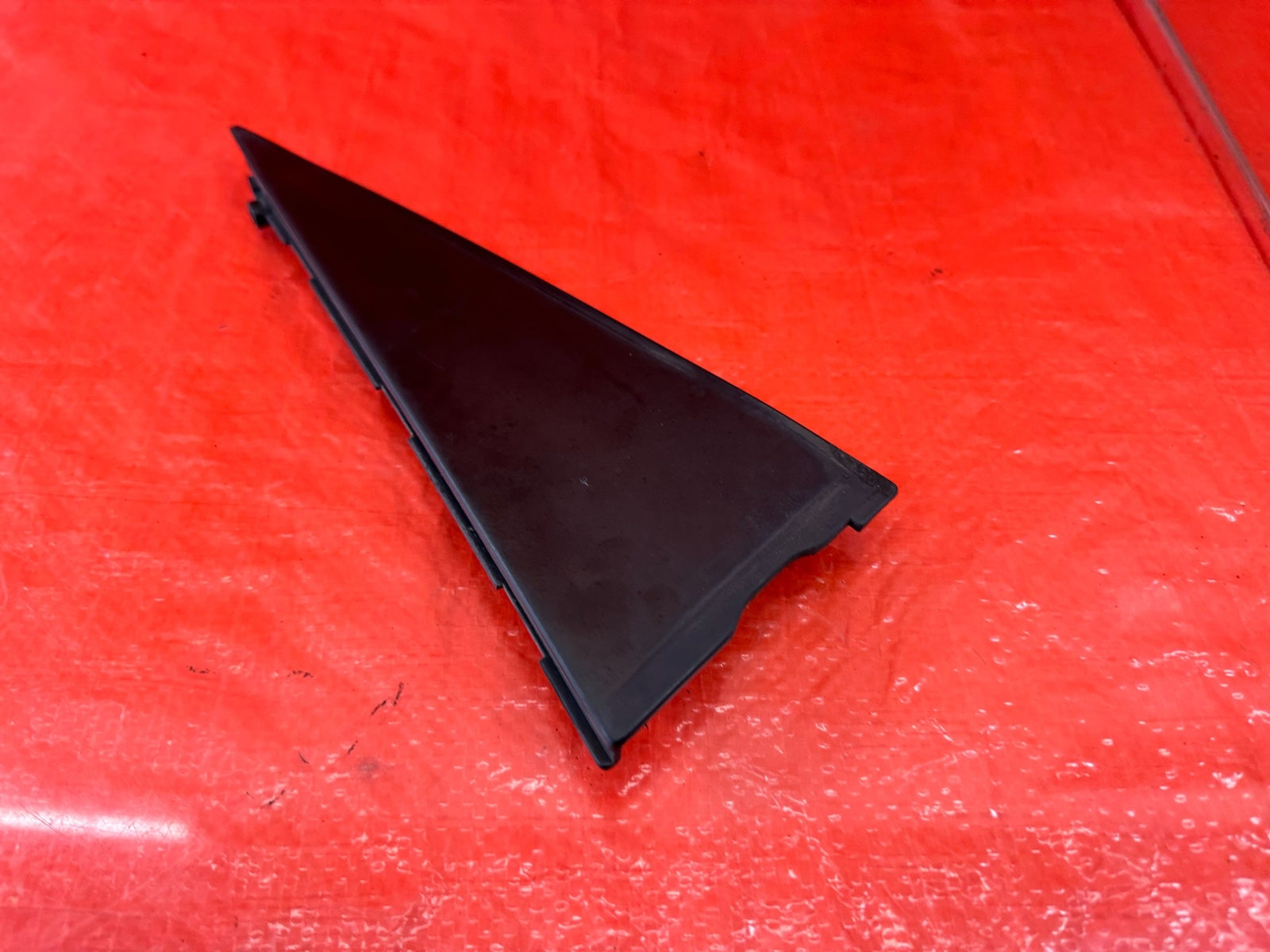 95 98 HONDA ODYSSEY   PASSENGER RIGHT REAR INTERIOR DOOR TRIM   OEM #1935