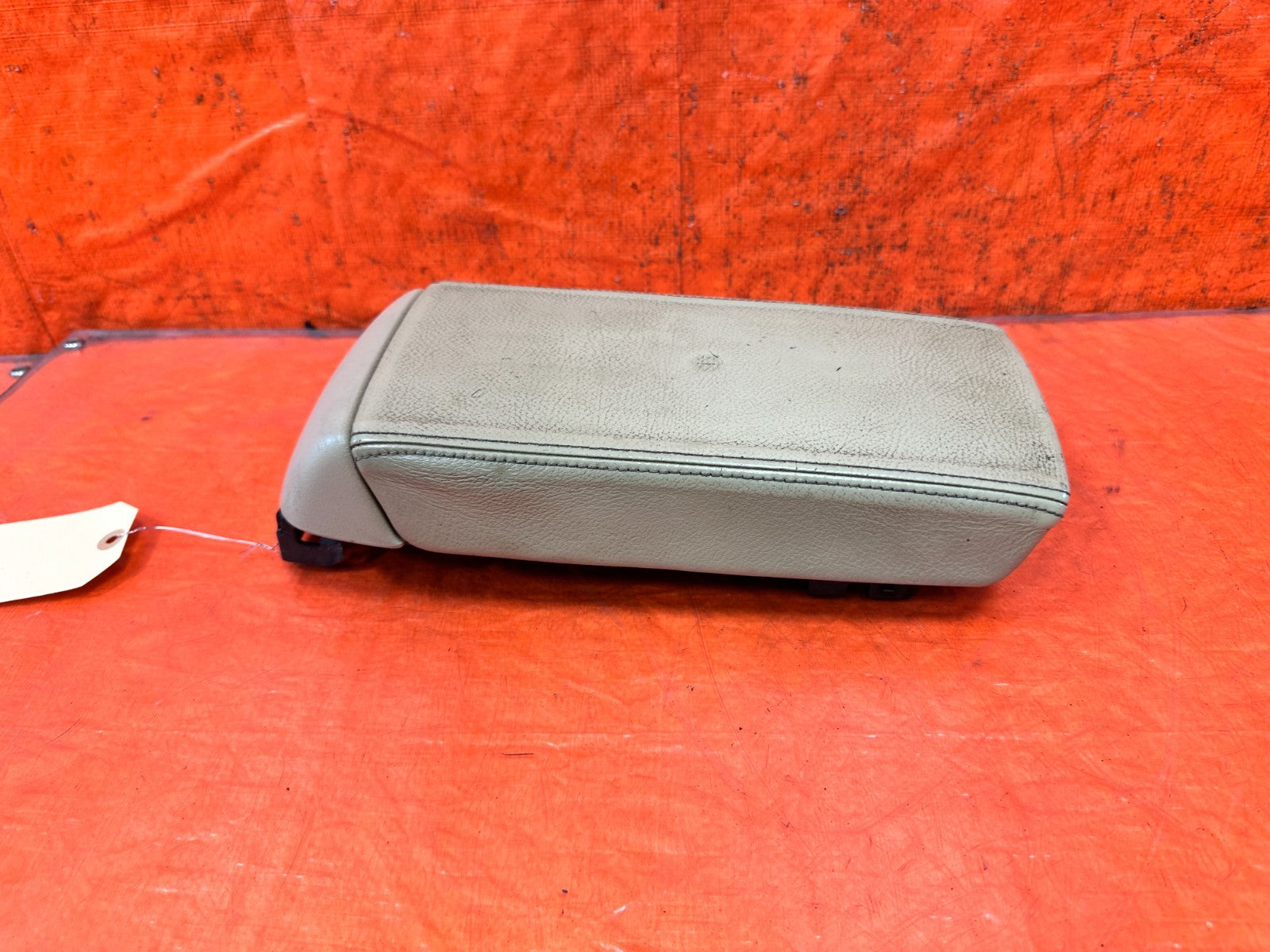 04 08 ACURA TSX CENTER CONSOLE LID TAN LEATHER ARMREST ARM REST OEM #3306