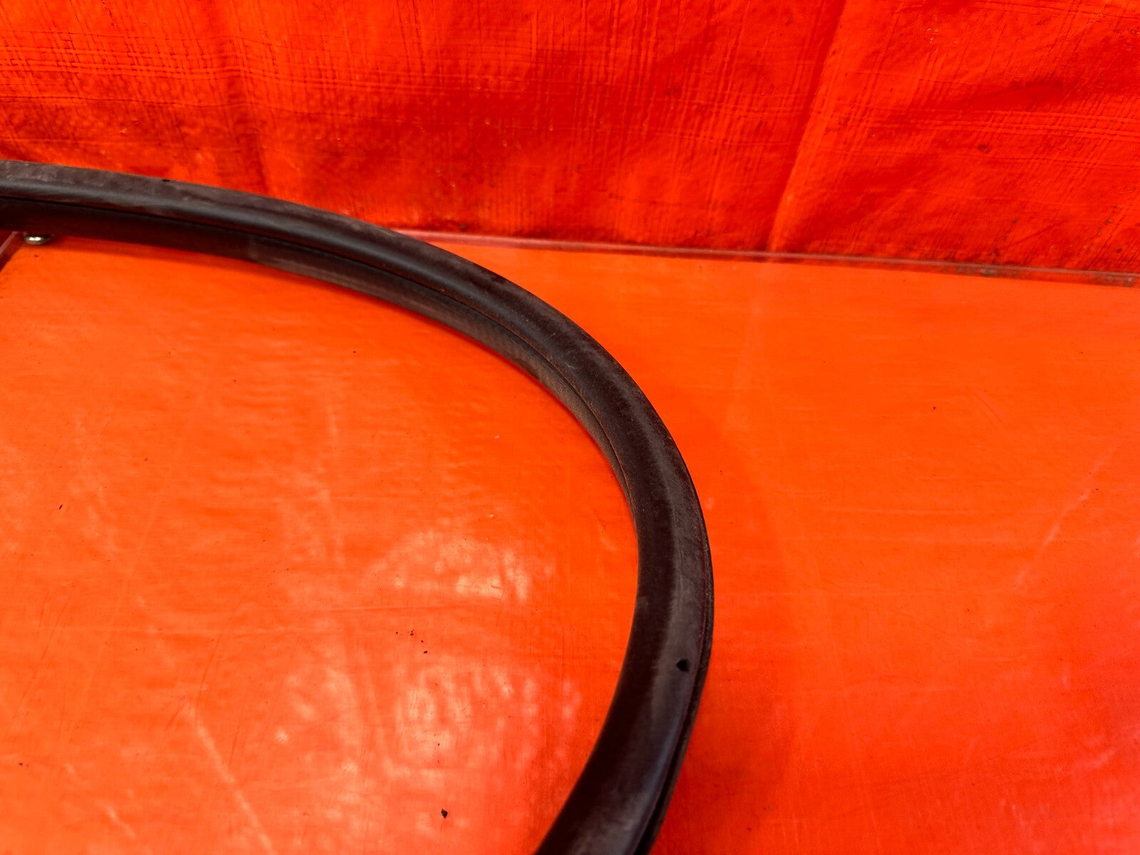 13 SUBARU IMPREZA WRX WAGON CHASSIS TO DOOR OPEN TRIM RUBBER STRIP RIGHT FRONT12