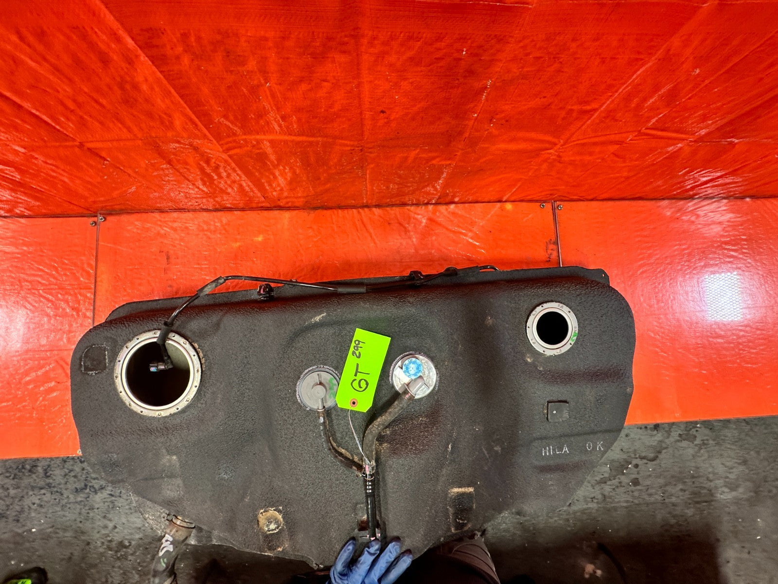 11 16 HYUNDAI GENESIS COUPE   GASOLINE GAS FUEL TANK ASSEMBLY OEM FACTORY #29913