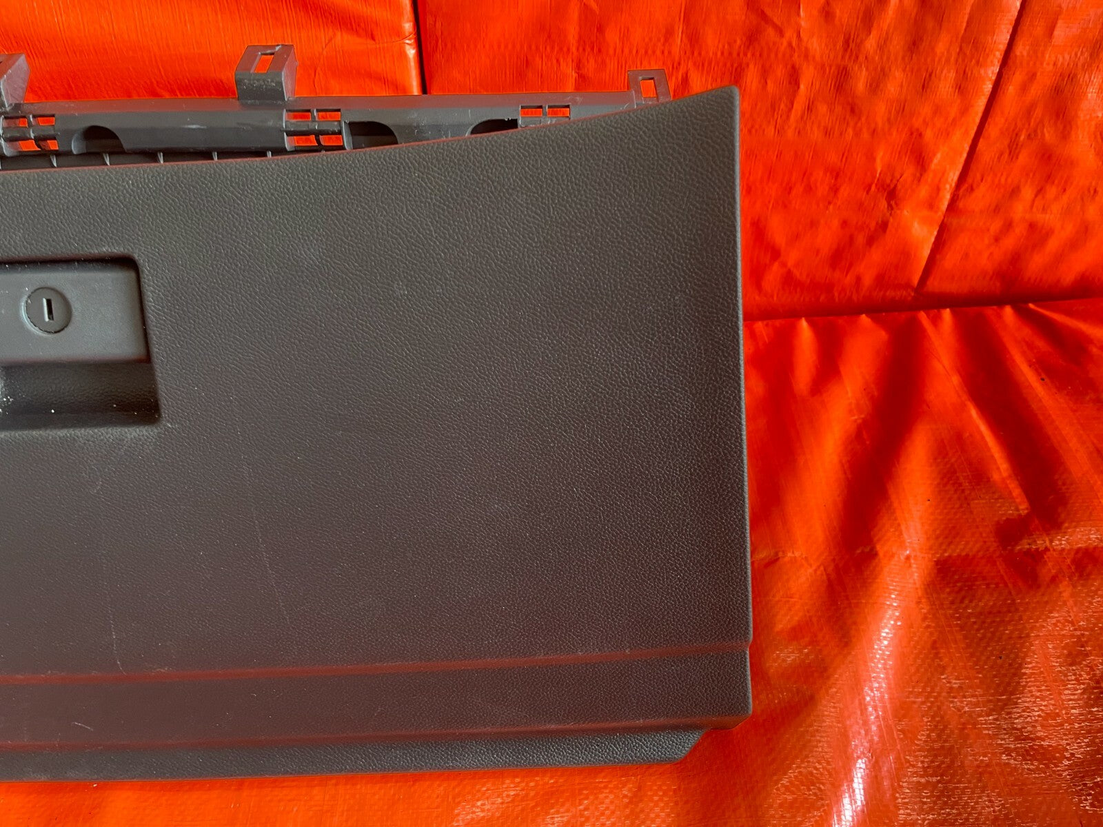 08 13 INFINITI G37 SPORT S 2D COUPE   GLOVE BOX   BLACK COLOR   OEM OE FACTORY3