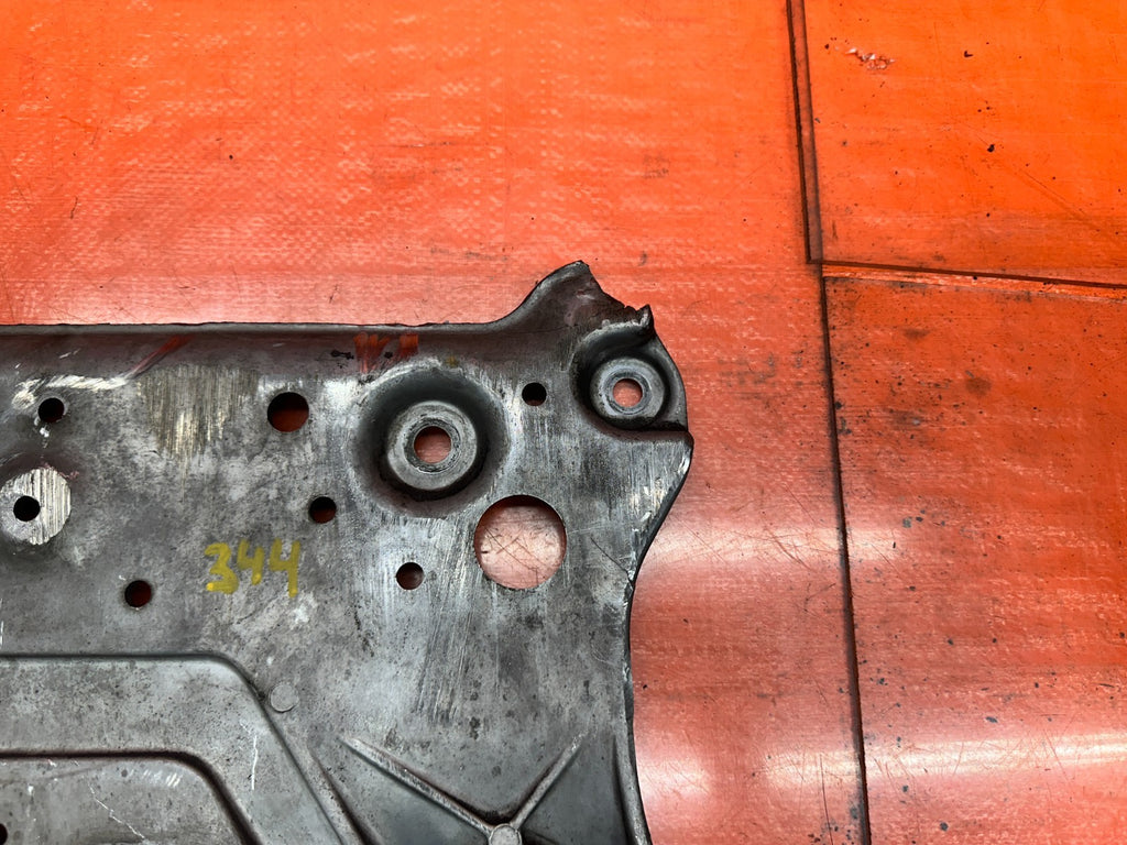 14-15 INFINITI Q50 3.7L FRONT SUBFRAME STEERING RACK MOUNTING BRACKET PLATE #3445