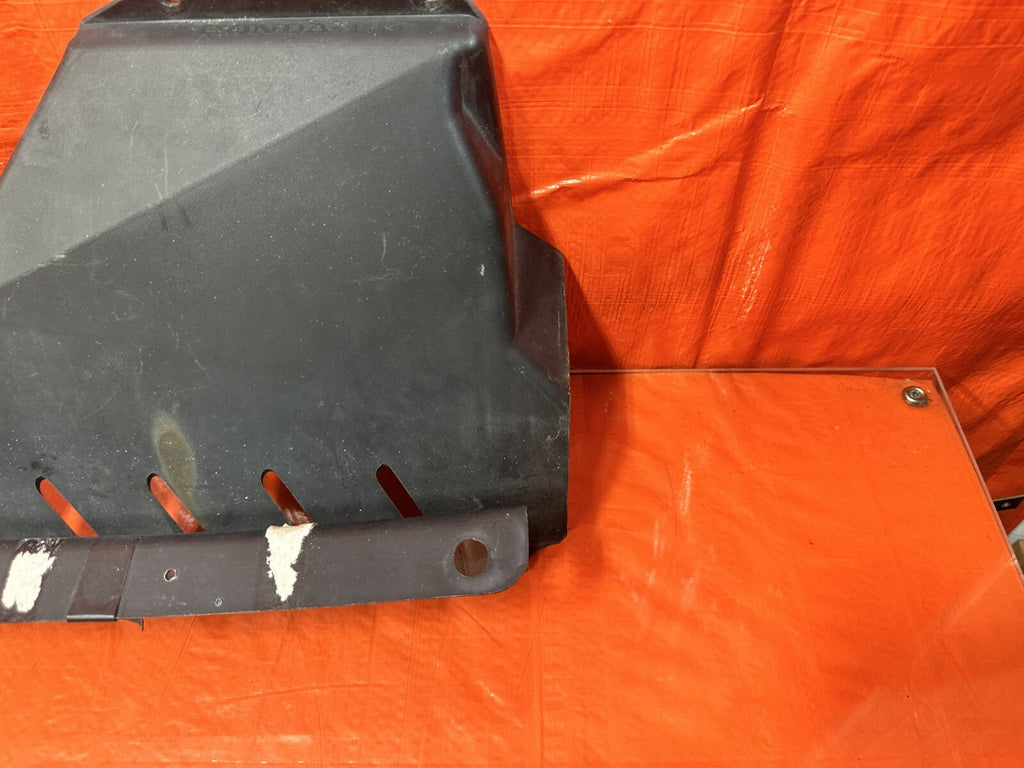 00 09 HONDA S2000   AC SERVICE COVER PLASTIC TRIM BEZEL SHROUD   OEM #2901